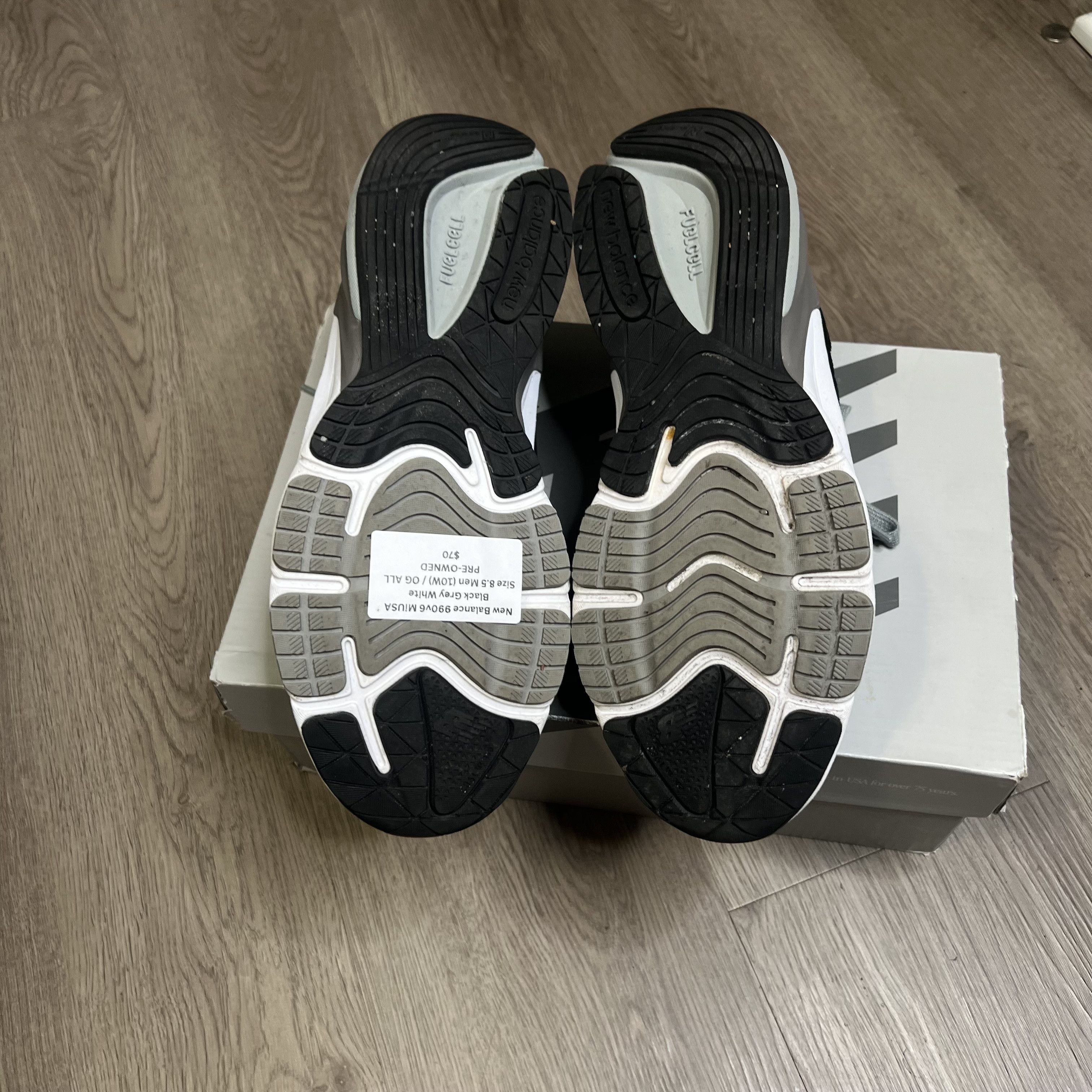 New Balance 990v6 MiUSA Black Grey White (Women's)
