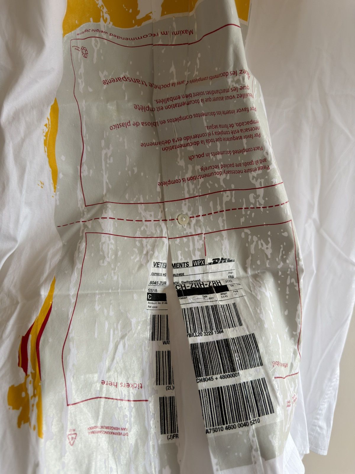 Vetements *RARE* VETEMENTS X DHL DEMNA OVERPRINT SHIRT LABEL OG Size US M / EU 48-50 / 2 - 7 Thumbnail