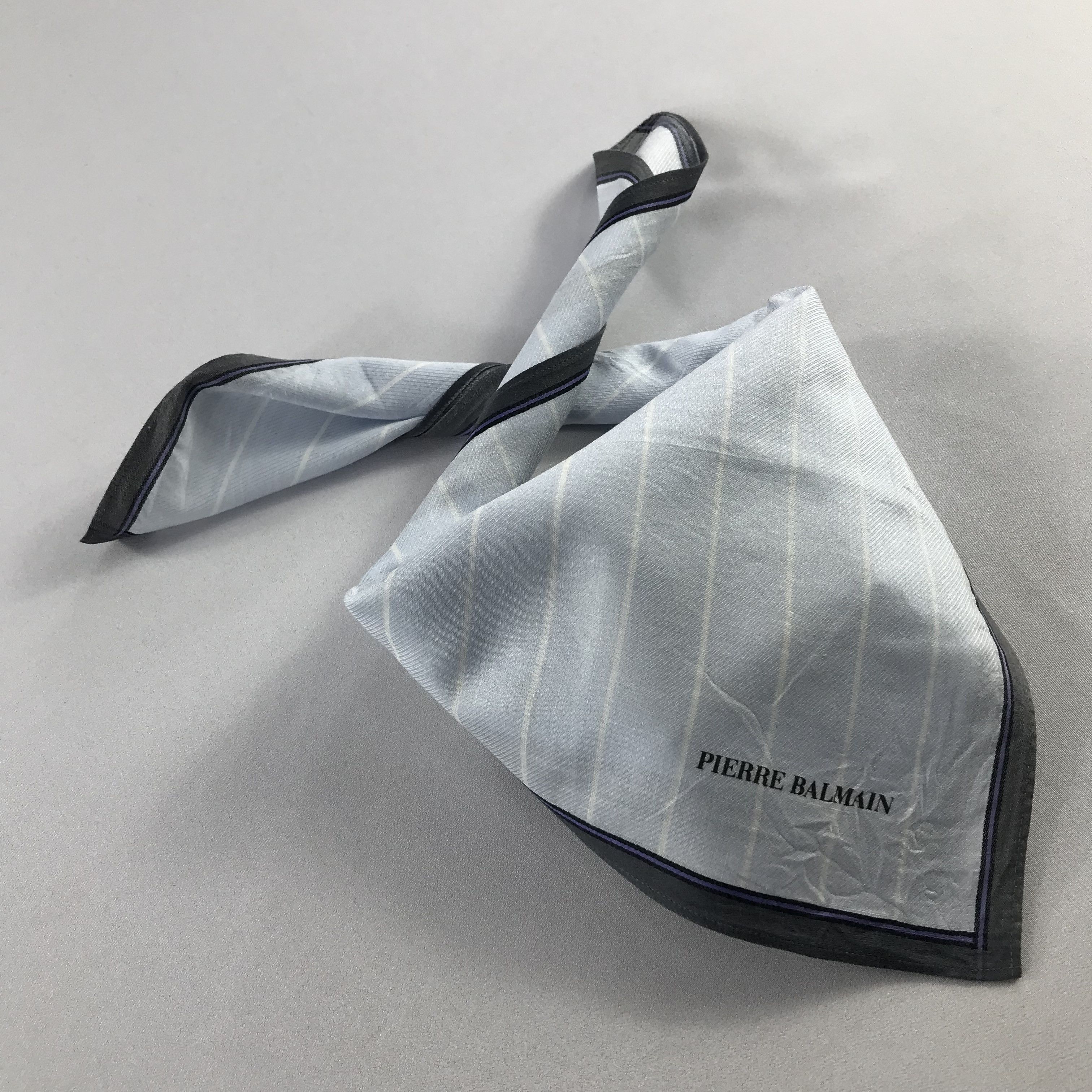 Pierre Balmain Pierre Balmain Handkerchief / Bandana / Neckerchief C537 Size ONE SIZE - 2 Thumbnail