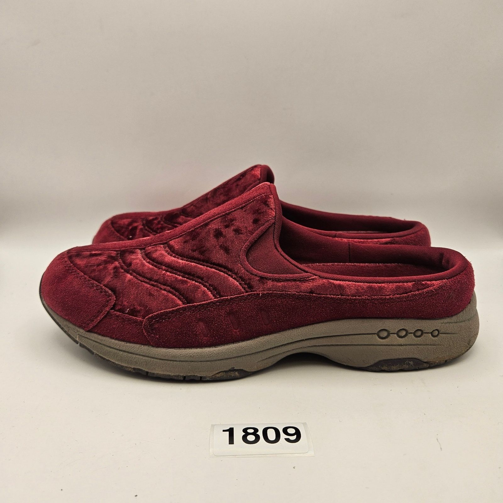 SKECHERS SKECHERS WOMEN'S 8 SETRAVELTIME 567 VELVET RED Size US 8 / IT 38 - 2 Thumbnail