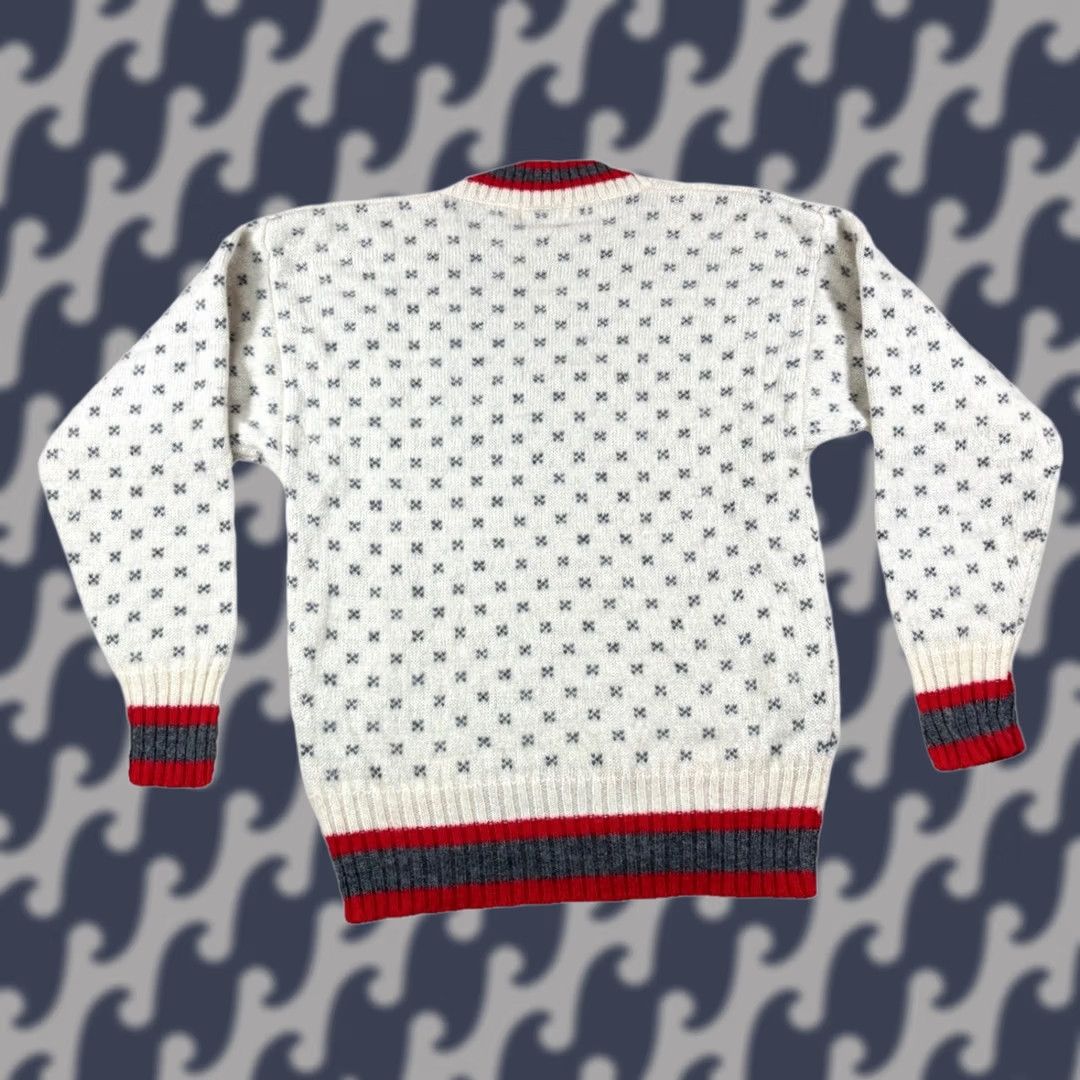 Vintage VINTAGE Field Gear Sweater Shirt Womens L 100% Wool Geometric Pattern V-Neck Pullover Beige Red Grey Size L / US 10 / IT 46 - 1 Thumbnail