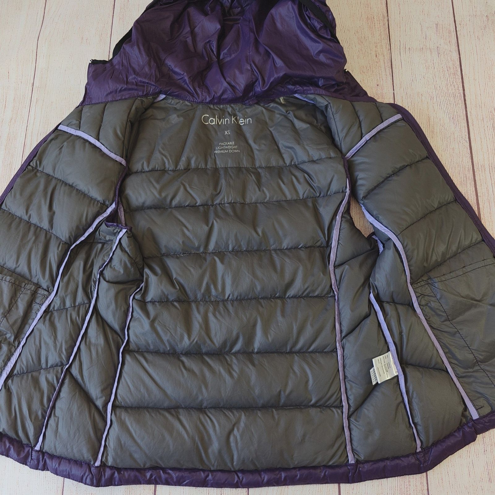 Calvin Klein purple packable down puffer vest with hoodie sz XS Size XS / US 0-2 / IT 36-38 - 5 Thumbnail