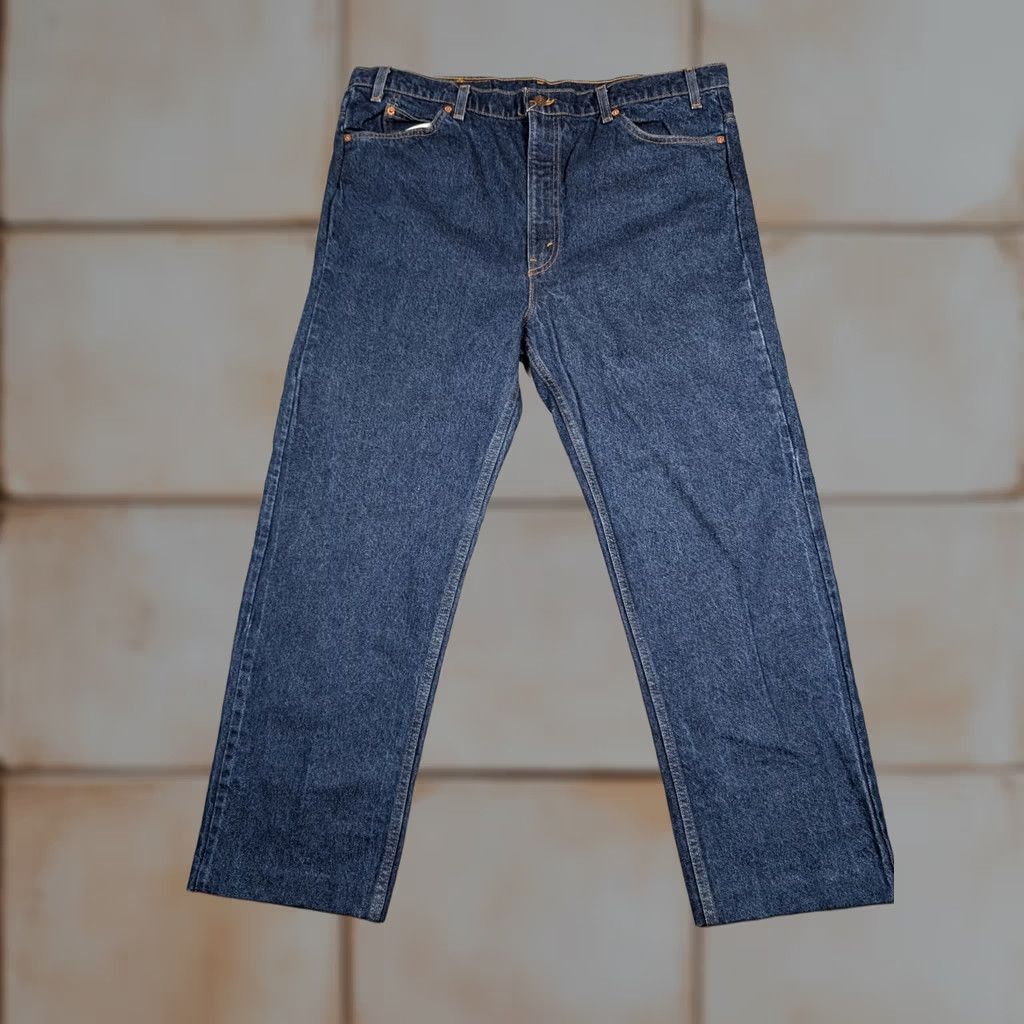 Levi's VINTAGE Levi's 505 Jeans Mens 42x32 Blue Denim Regular Fit Straight Leg USA 90s Mens Size US 42 / EU 58 - 1 Thumbnail