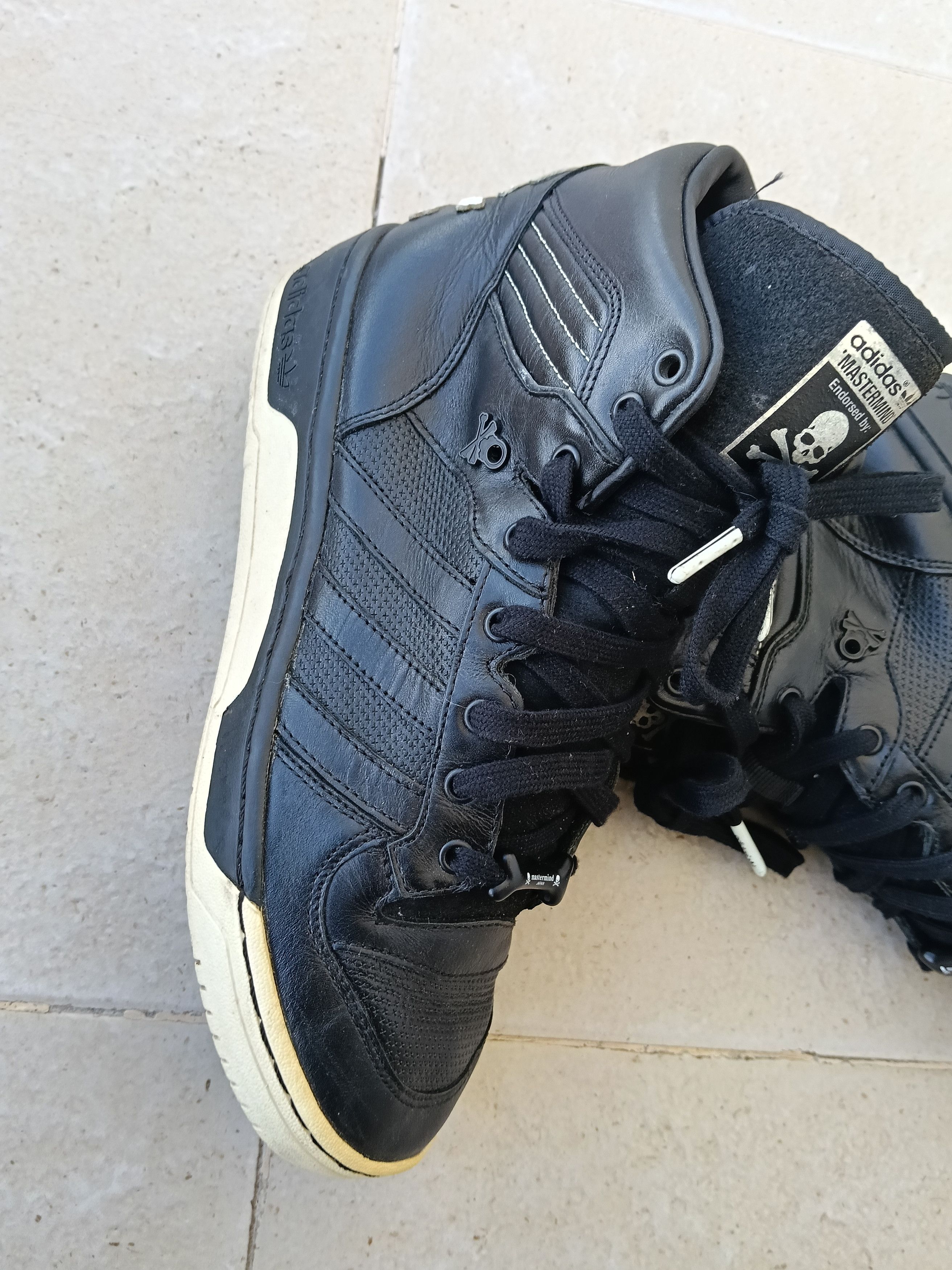 Adidas × Mastermind Japan Adidas mastermind Japan high top sneakers size 41EU 8 US Size US 8 / EU 41 - 5 Thumbnail