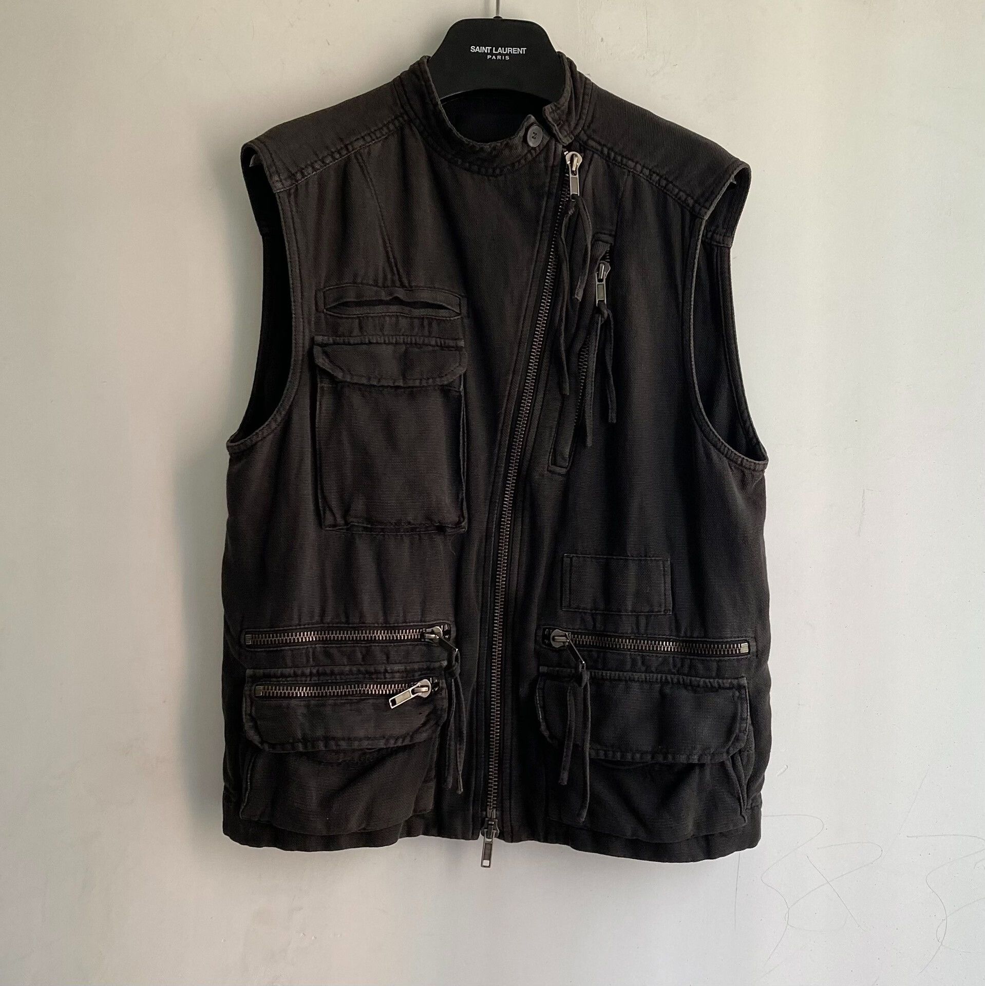 Haider Ackermann haider ackermann military multi-pocket vest Size US S / EU 44-46 / 1 - 1 Thumbnail