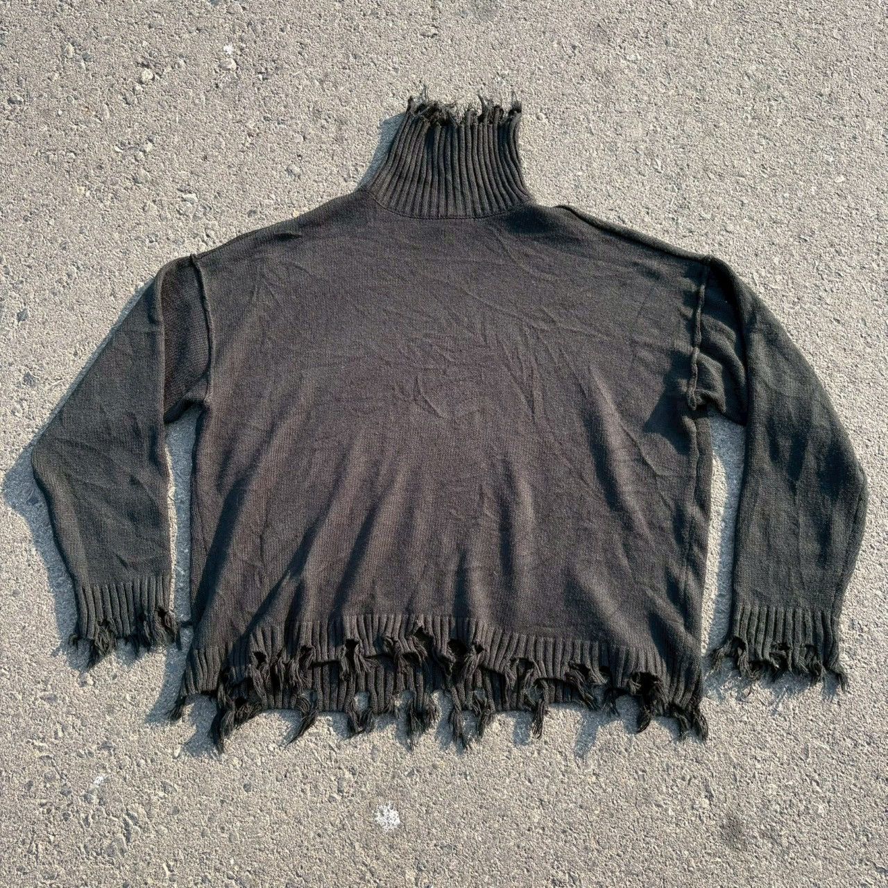 Japanese Brand Distressed Turtleneck Knit Sweater Raw Hem Grunge Archive Size US XL / EU 56 / 4 - 1 Thumbnail