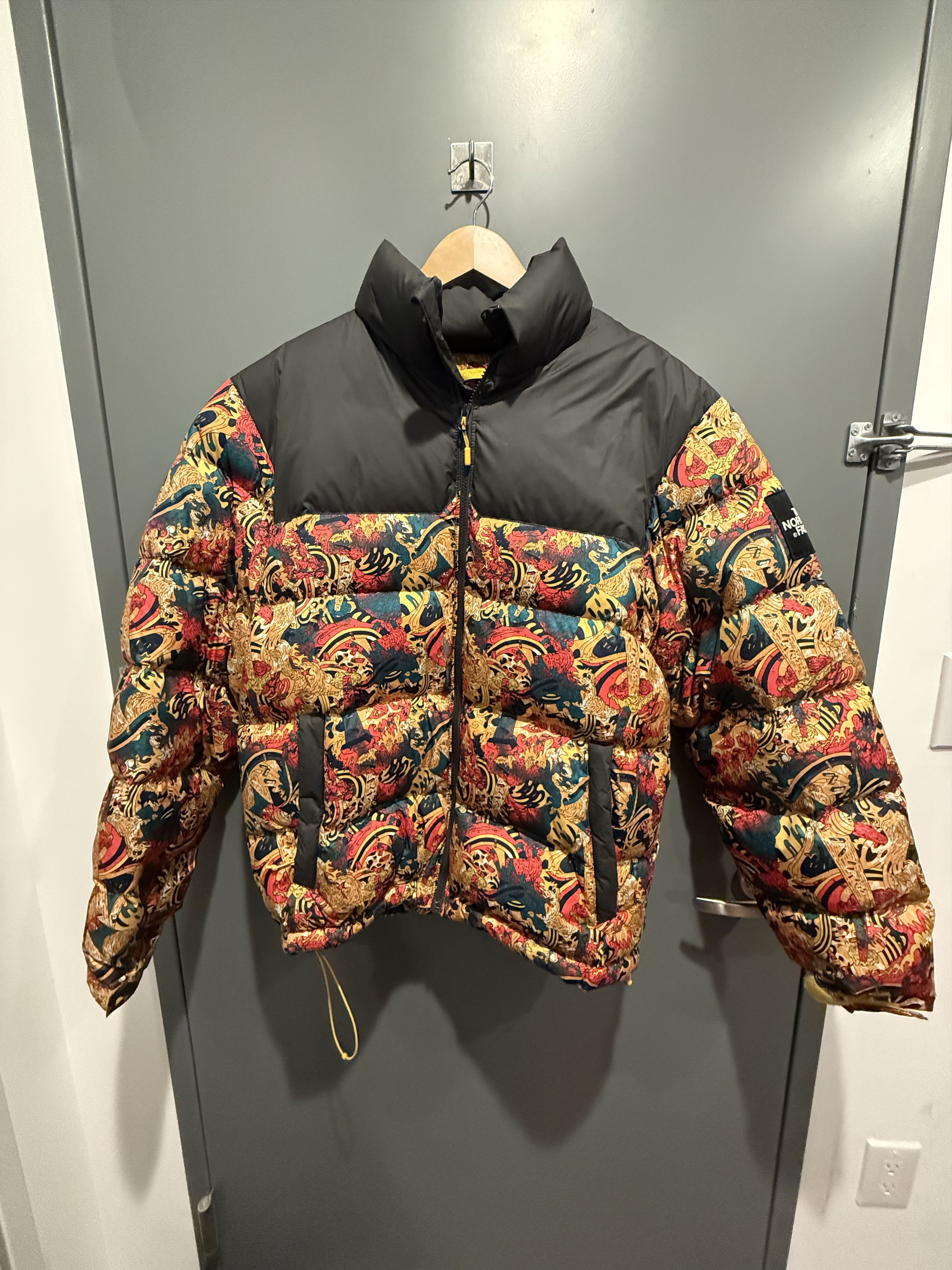 The North Face The North Face 1992 Nuptse Jacket Leopard Yellow Genesis Size US L / EU 52-54 / 3 - 1 Thumbnail