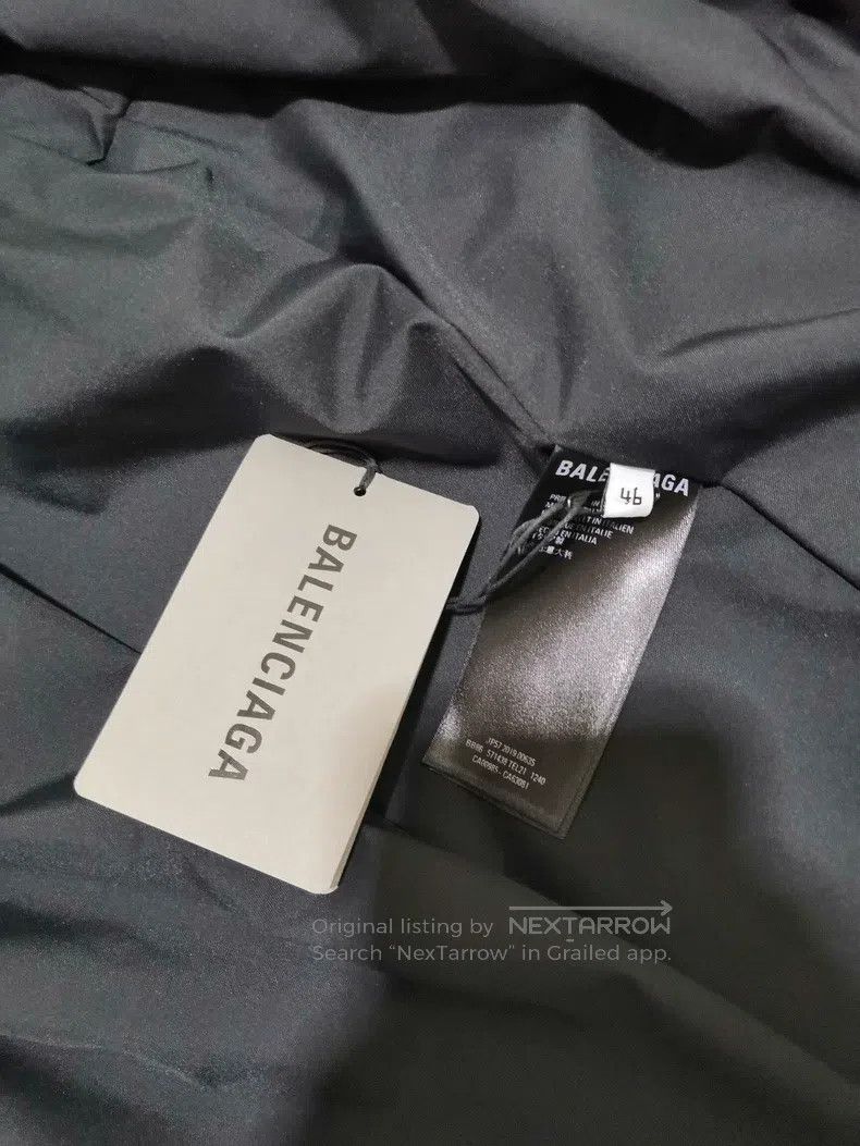 Balenciaga Balenciaga Full logo windbreaker jacket Size US S / EU 44-46 / 1 - 8 Thumbnail