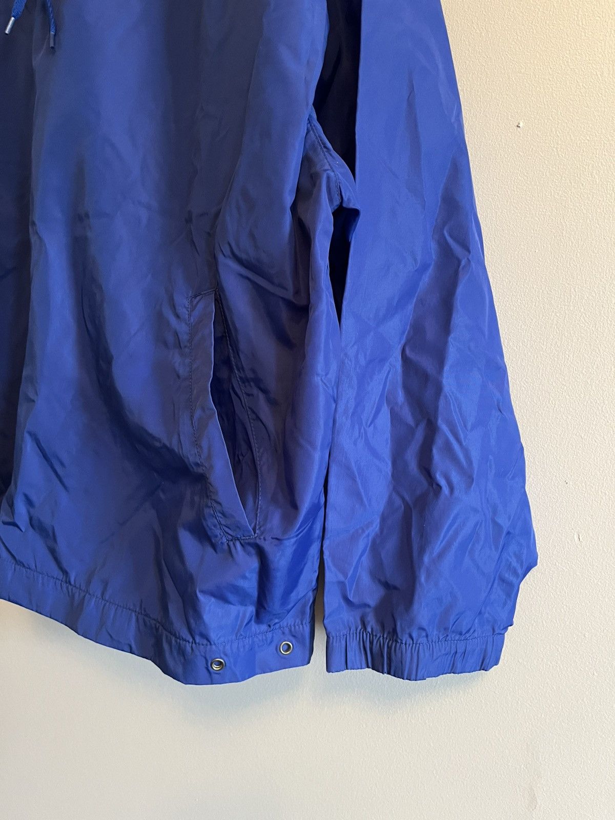 Nike Vintage Nike light hooded windbreaker pullover Size US M / EU 48-50 / 2 - 5 Thumbnail