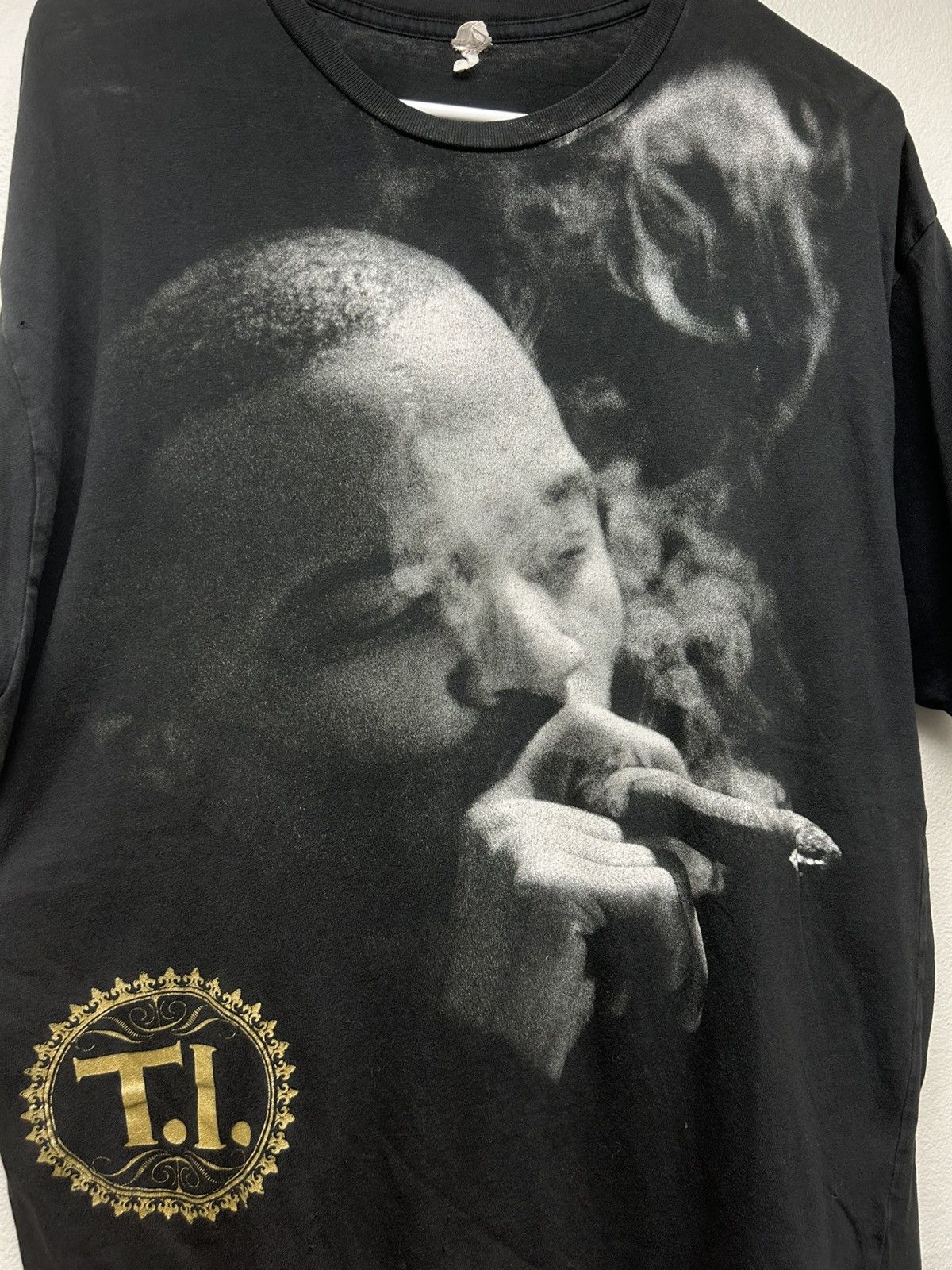Rap Tees Vintage T.I. Smoking Cigar Big Graphic Tshirt Size US L / EU 52-54 / 3 - 2 Thumbnail