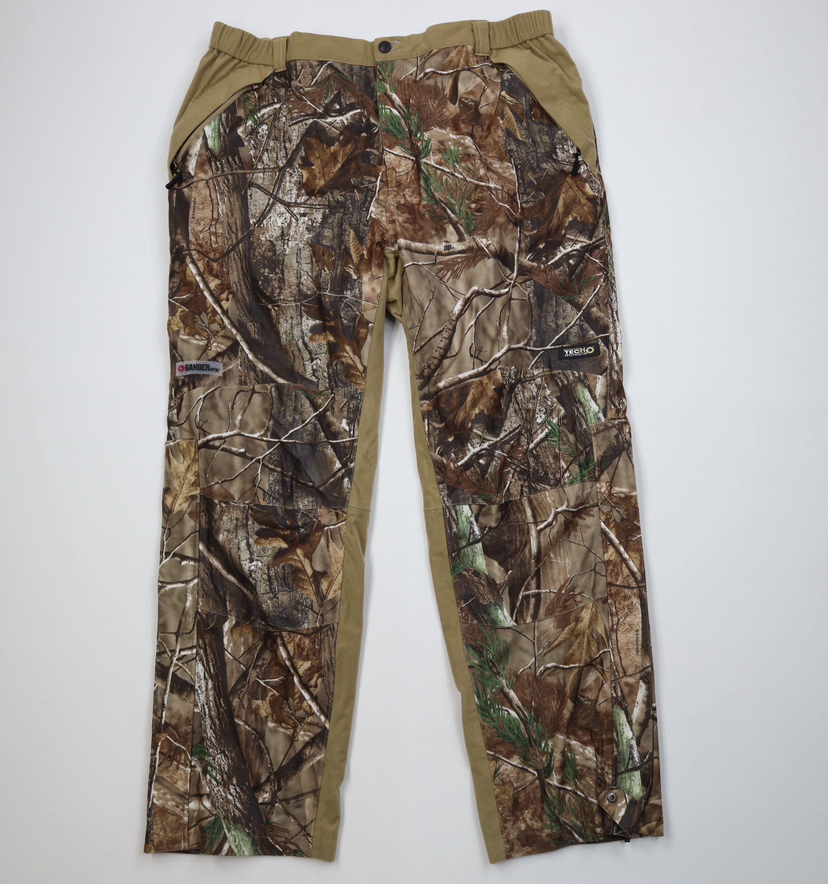 Vintage Vintage Y2K Streetwear Cloth Camouflage Wide Leg Pants Size US 38 / EU 54 - 1 Thumbnail