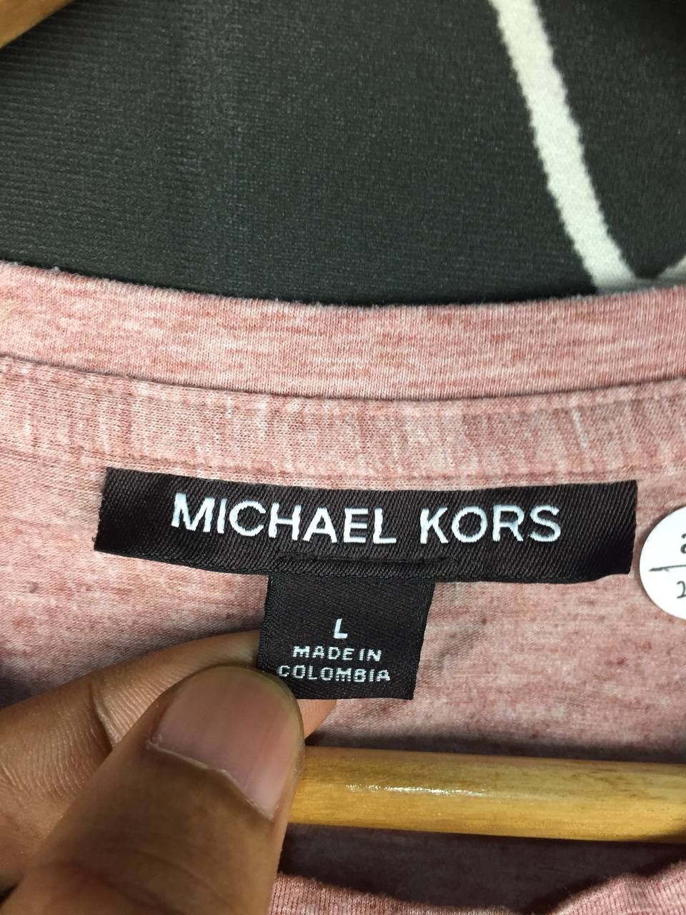Michael Kors Michael Kors Embroidered MK Logo Minimalist Pink Melange Tee Size US L / EU 52-54 / 3 - 7 Thumbnail