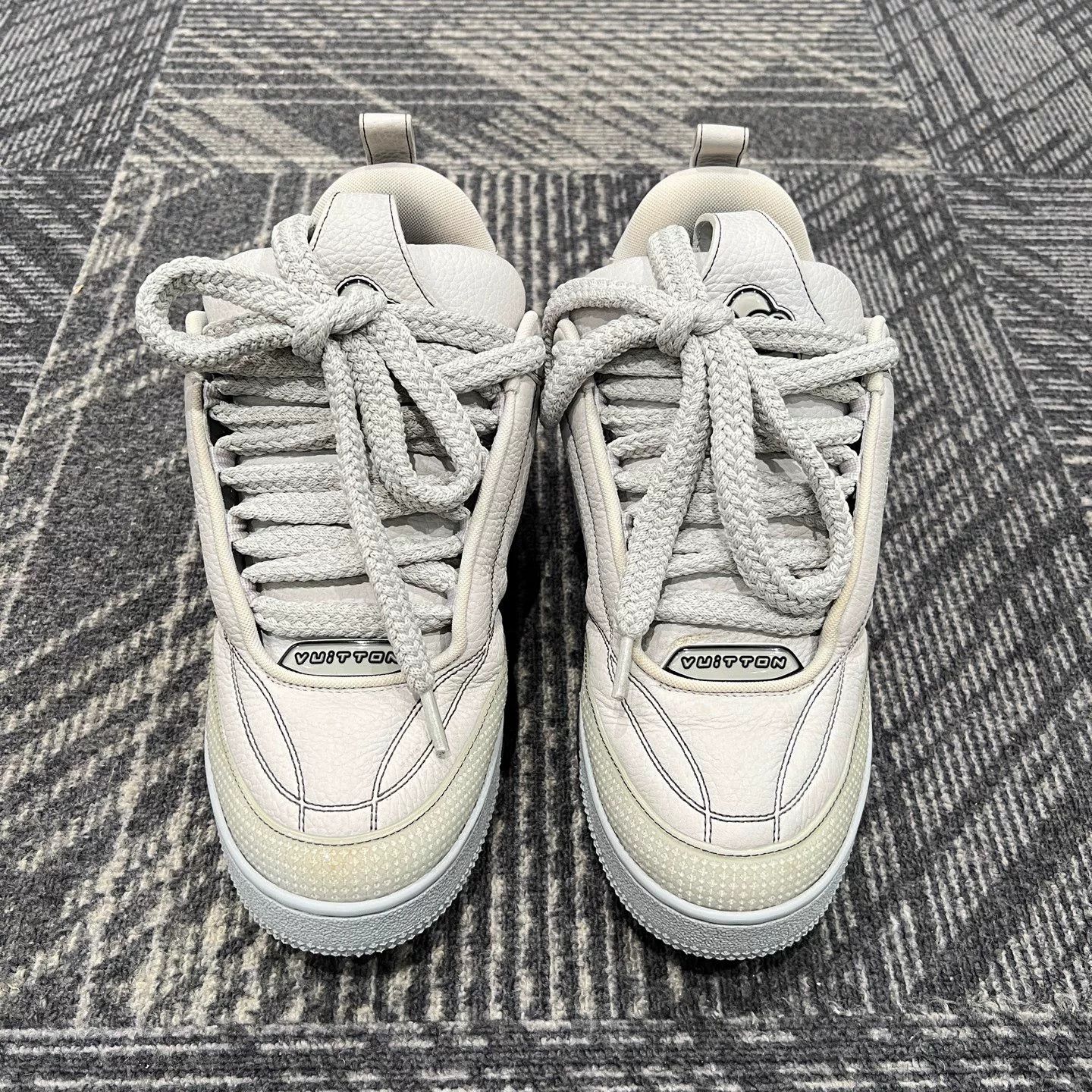 Louis Vuitton Louis Vuitton Skate Shoes Size 43 Size US 5 / EU 37 - 2 Thumbnail