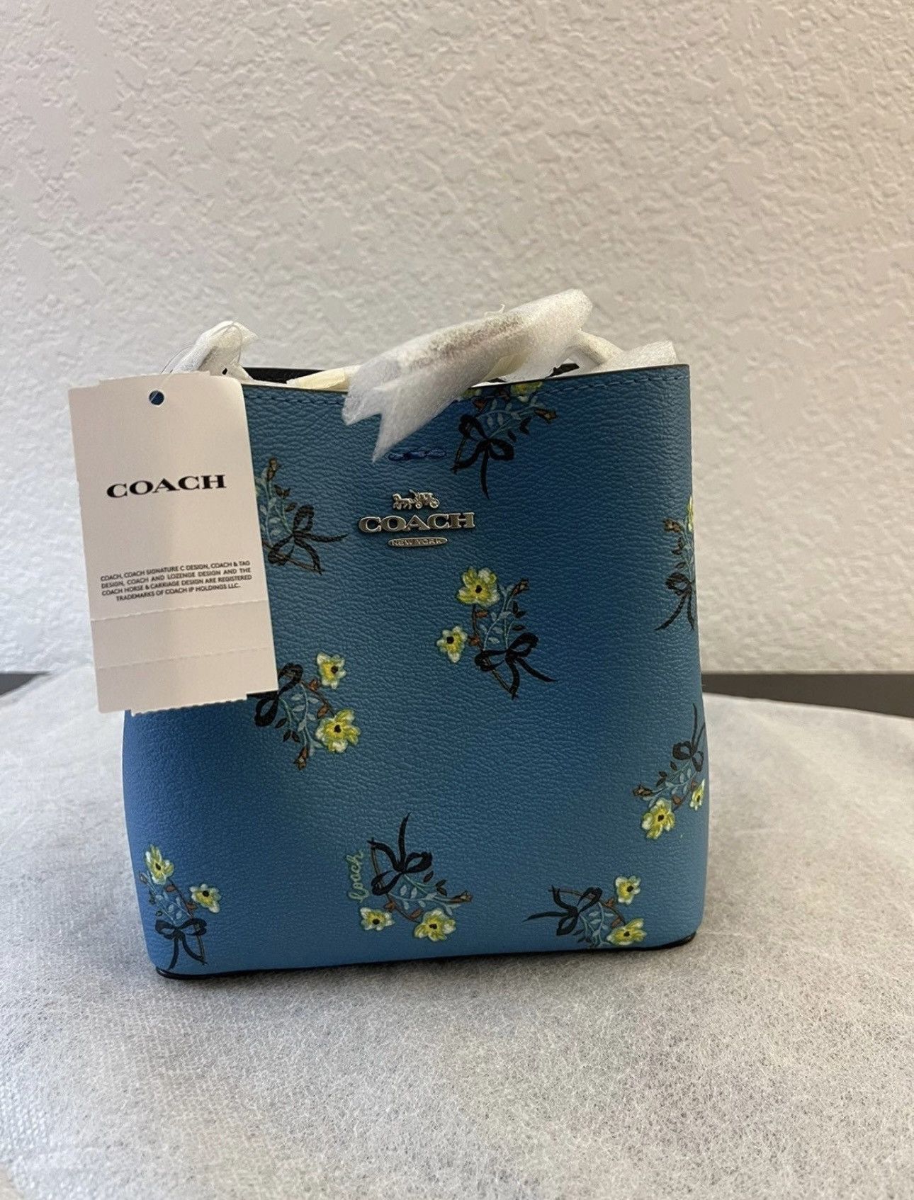Coach Coach Mini Town Women's Bucket Bag shoulder bag in blue Size ONE SIZE - 8 Thumbnail