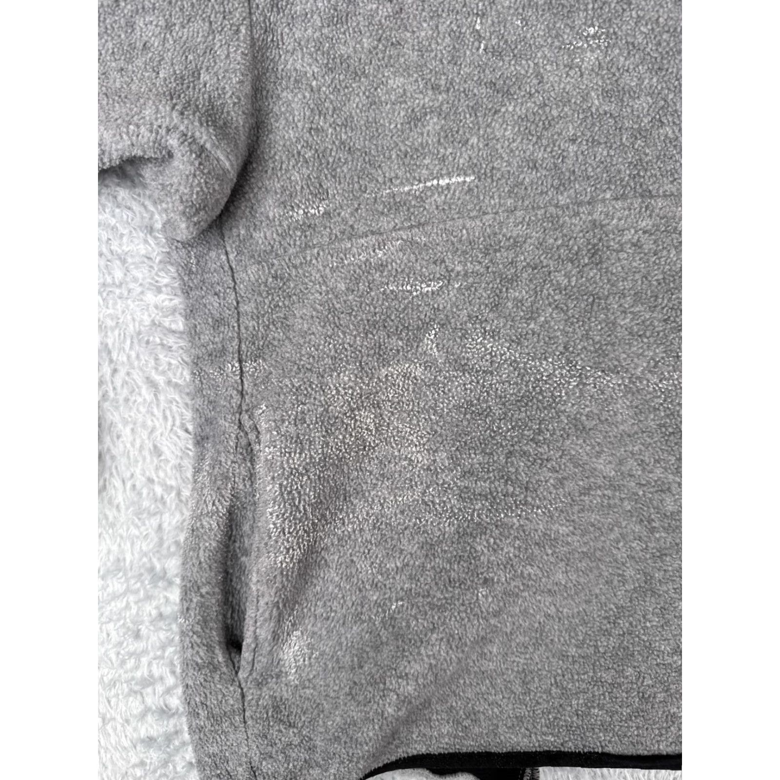 The North Face VINTAGE The North Face Sweater Mens Medium Gray Armadilla 1/2 Button Fleece Poly Size US M / EU 48-50 / 2 - 6 Thumbnail