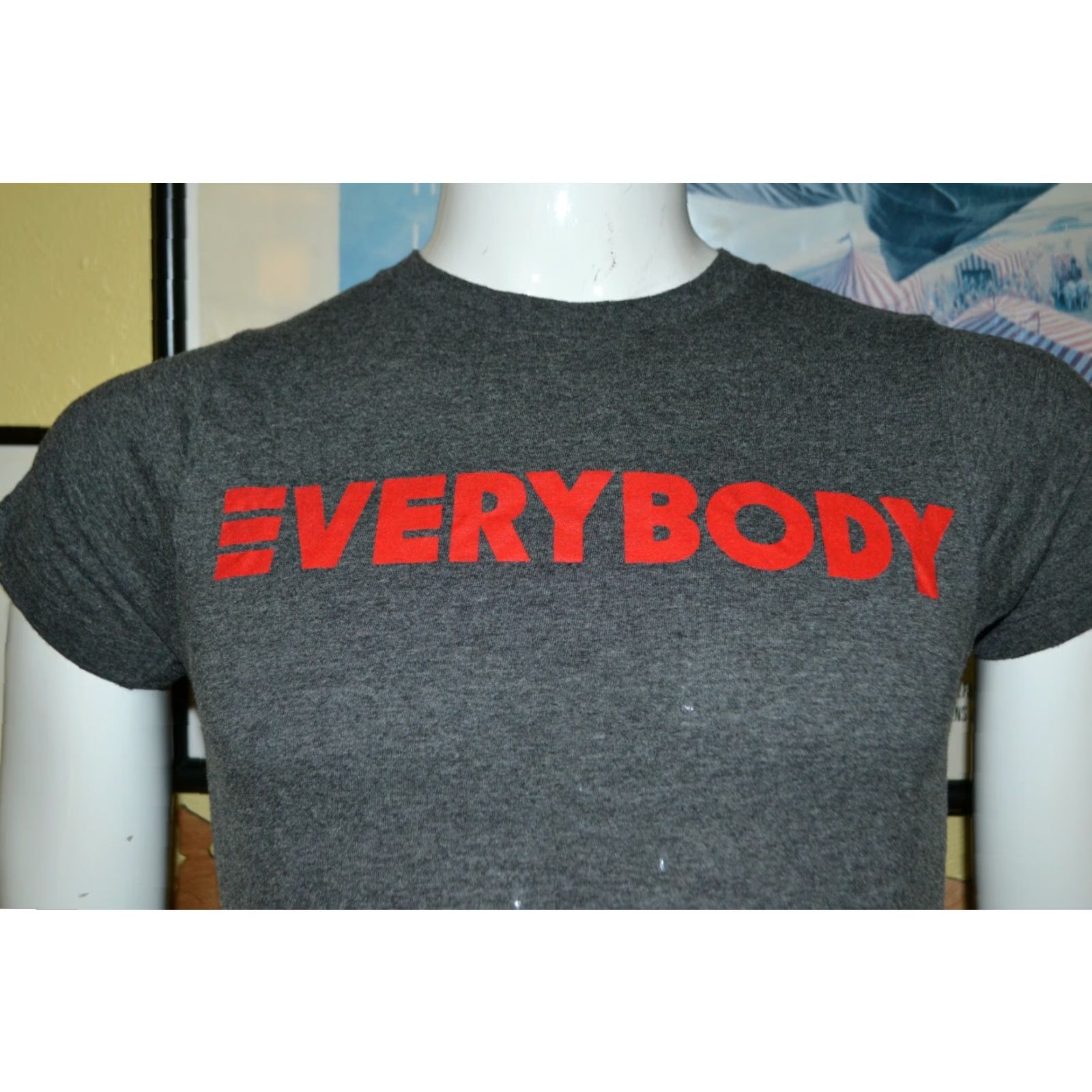 Vintage Logic Everybody T Shirt Womens Medium Gray 100% Cotton Short Sleeve Juniors Graphic Tee Hip Hop 2017 Moms? Size M / US 6-8 / IT 42-44 - 3 Thumbnail