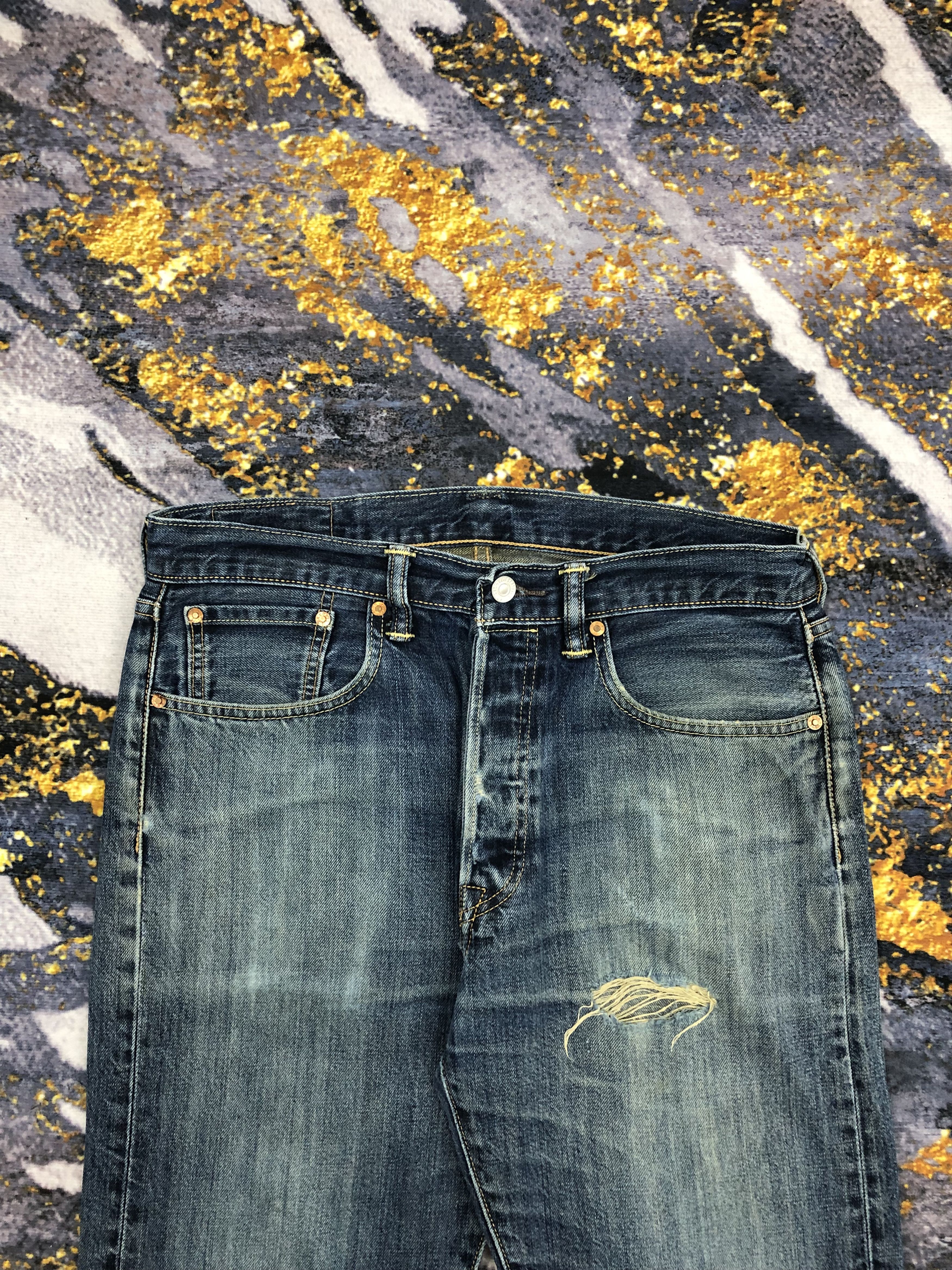 Levi's Vintage Levis 501 ct Faded Blue Jeans DPP0061 Size US 34 / EU 50 - 2 Thumbnail