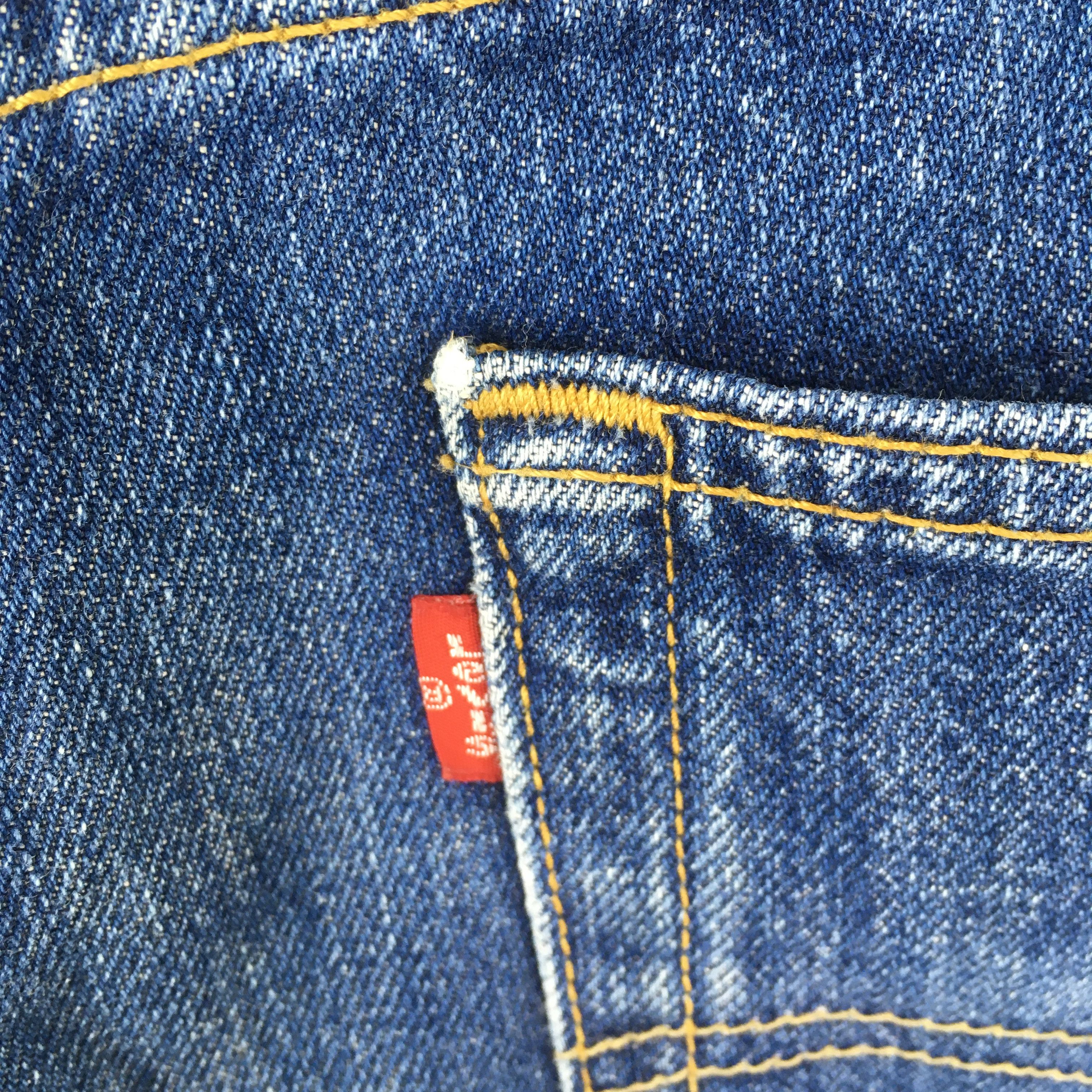Levi's Size 30x29 Vintage 90s Levi's 501 Faded Blue Jeans S114 Size US 30 / EU 46 - 11 Thumbnail