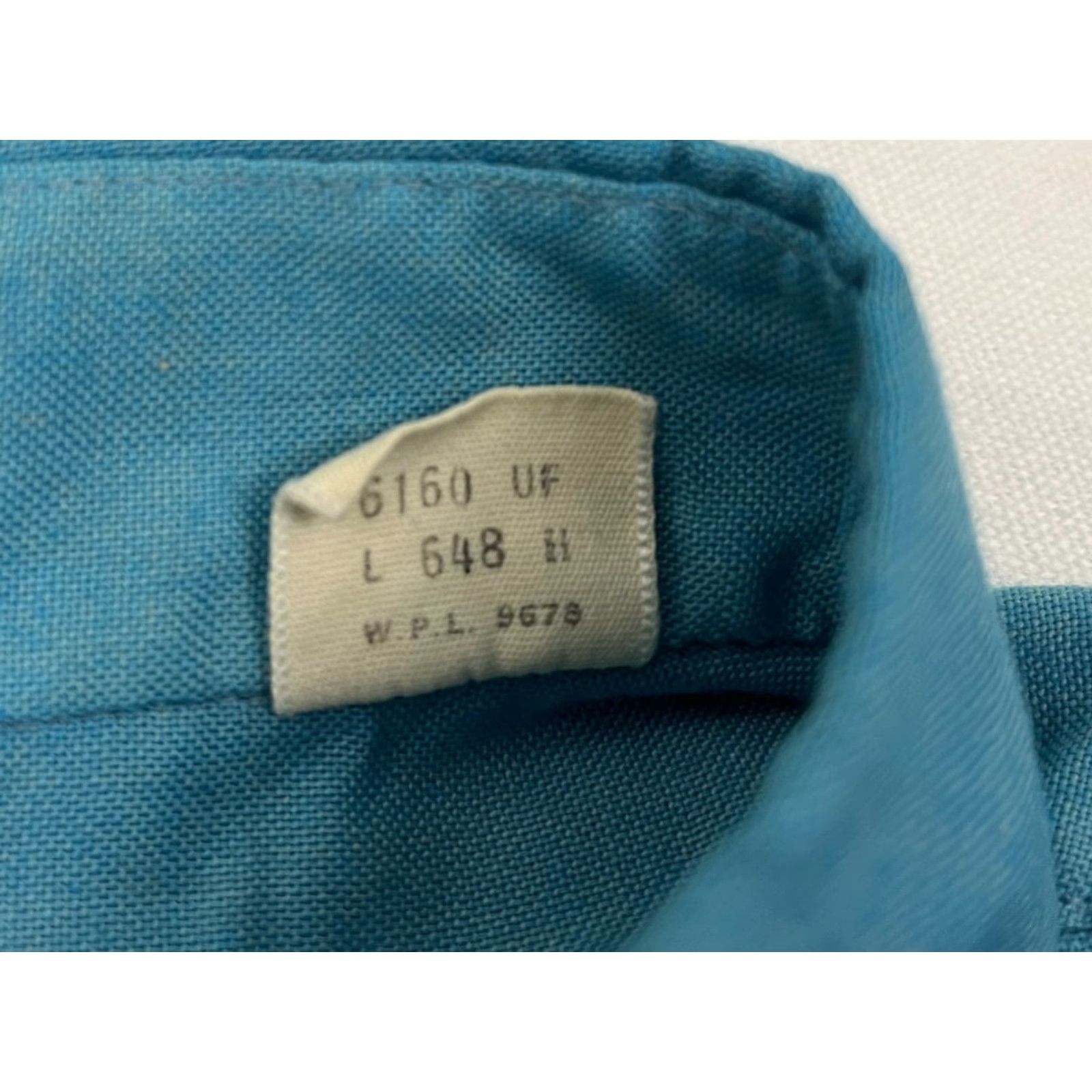 Arrow VINTAGE Arrow Sanforized Shirt Mens Large 16-16.5 Blue Oxford Cum Laude Button-Down Collared Classic, Outdoor, Business, Casual, Workwear Mens Size US L / EU 52-54 / 3 - 4 Thumbnail