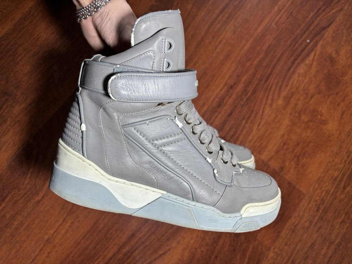 Givenchy Givenchy hi top tyson sneakers Size US 8 / EU 41 - 4 Thumbnail