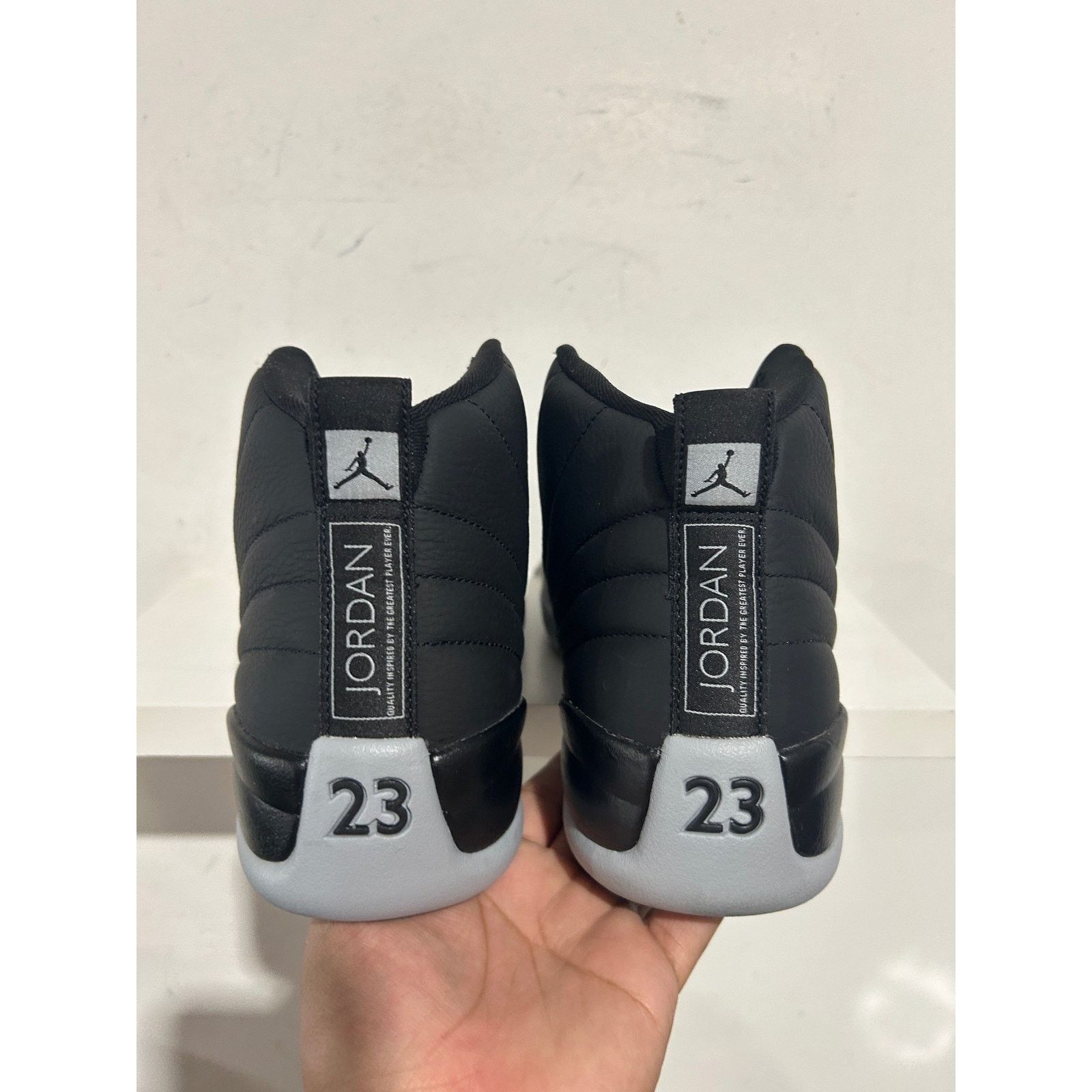 Nike JORDAN 12 RETRO BARONS SIZE 11 PREOWNED Size US 11 / EU 44 - 4 Thumbnail