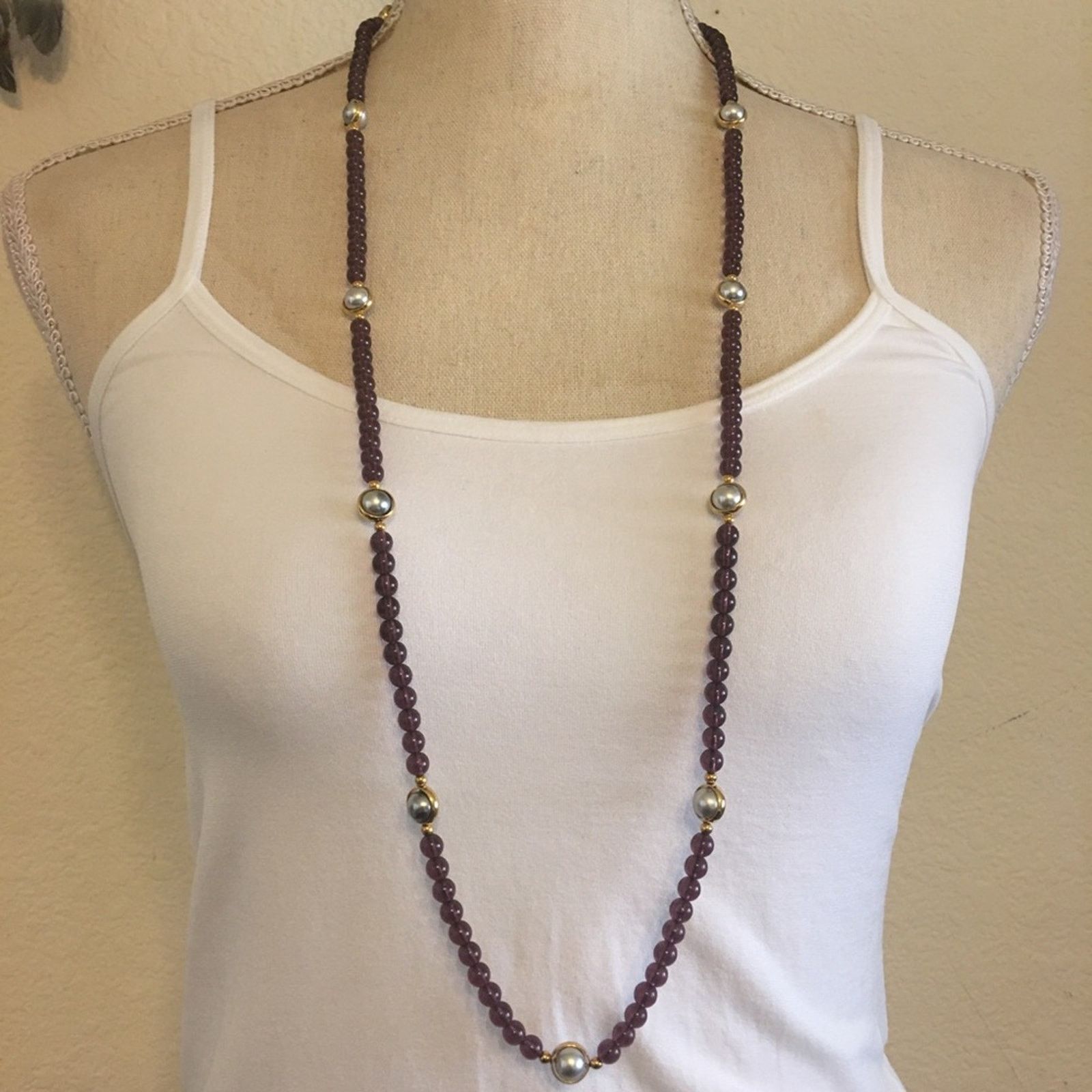 Vintage Vintage Avon faux amethyst and swivel pearl bead necklace Size ONE SIZE - 1 Thumbnail