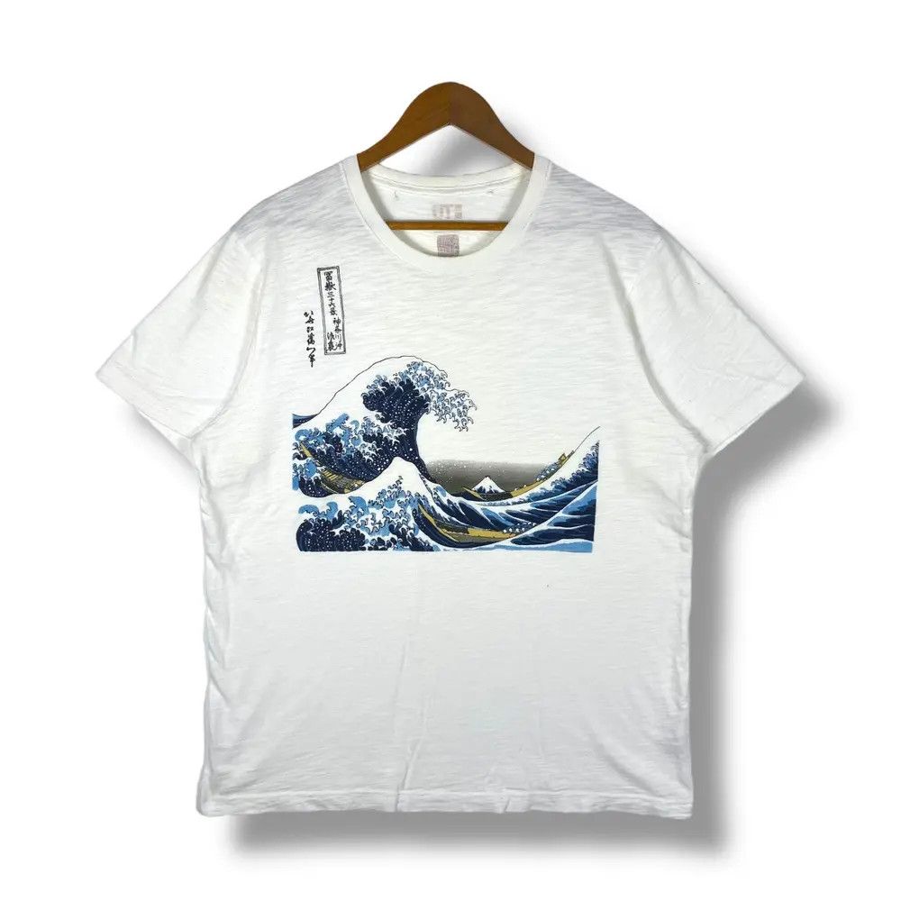 Japanese Brand HOKUSAI BLUE Big Waves Art Graphic Tee Shirt Size US XL / EU 56 / 4 - 1 Thumbnail