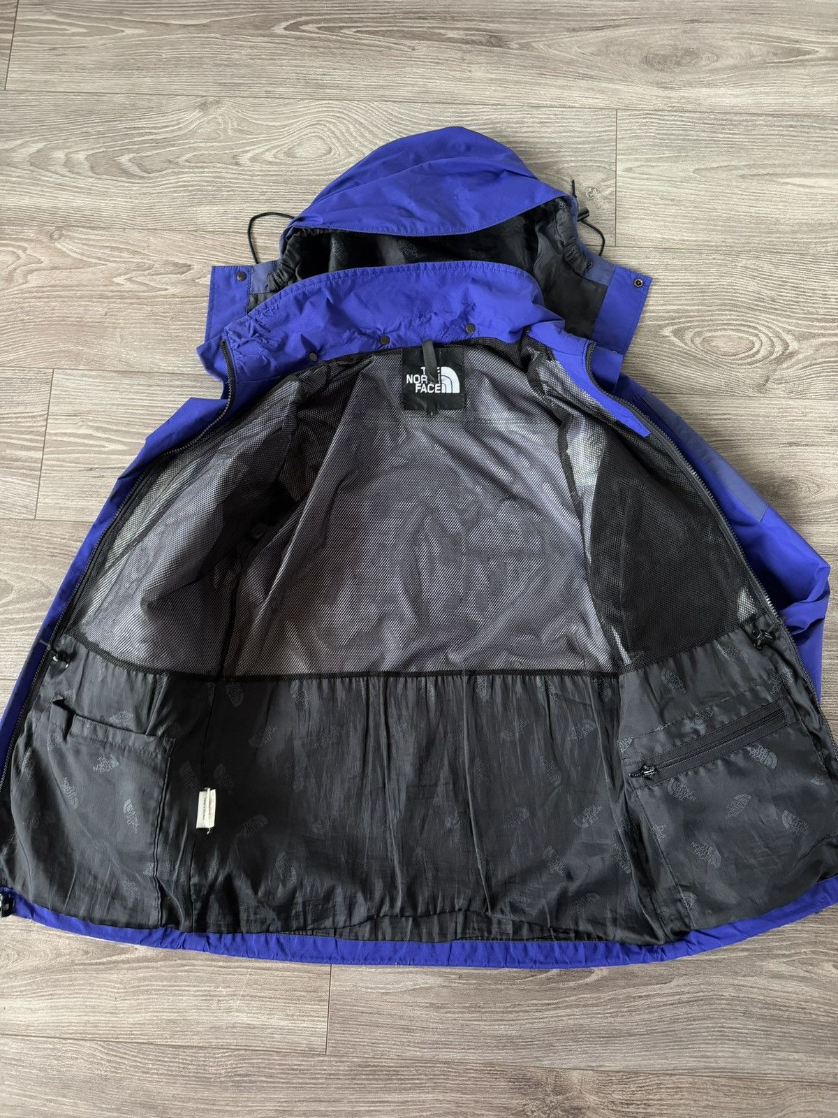The North Face Vintage The North Face TNF GoreTex GTX Summit Series Vintage Size US S / EU 44-46 / 1 - 17 Thumbnail