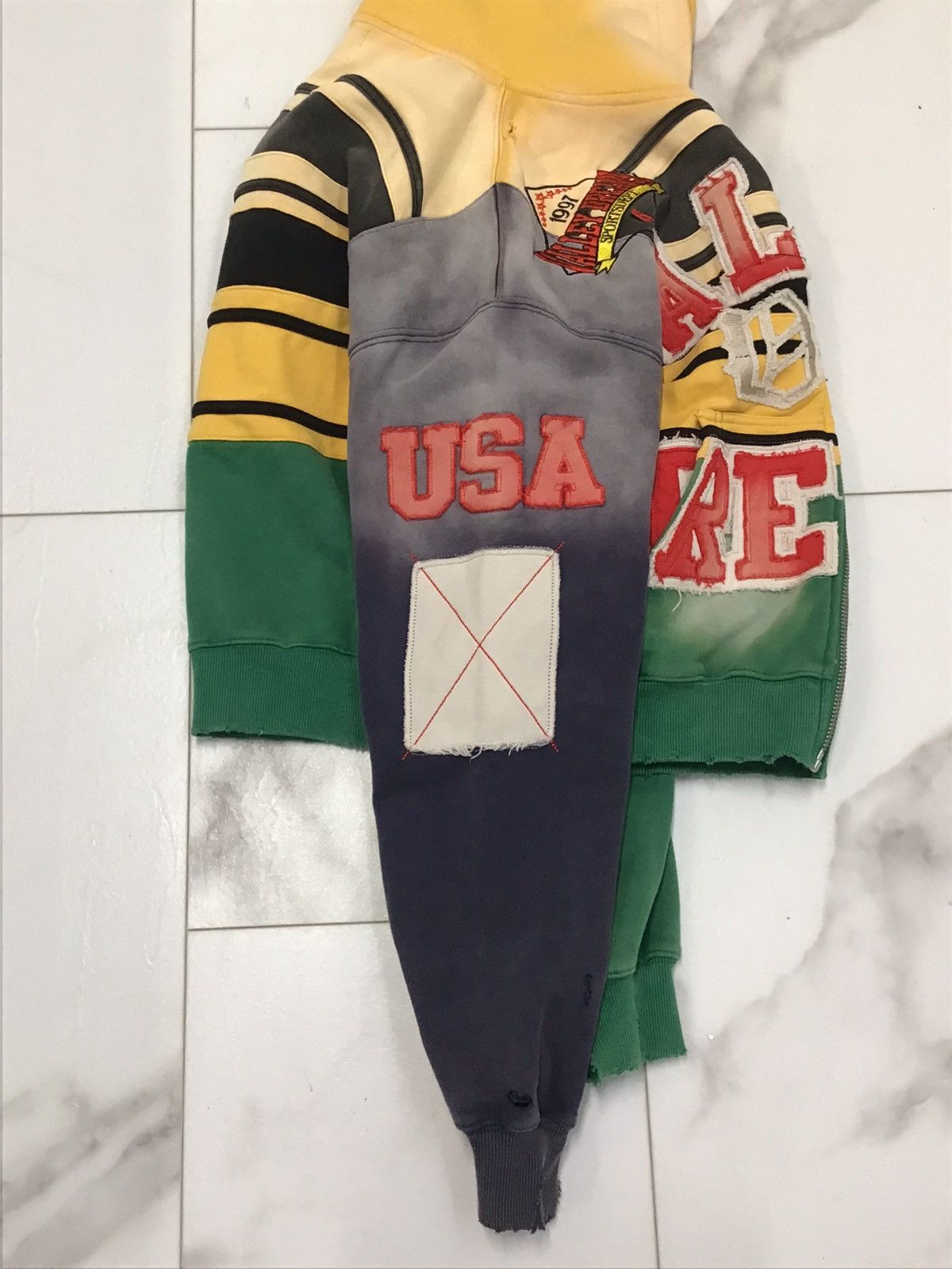 Vale VALE COLLAGE ZIP UP MARDI GRAS Size US S / EU 44-46 / 1 - 6 Thumbnail