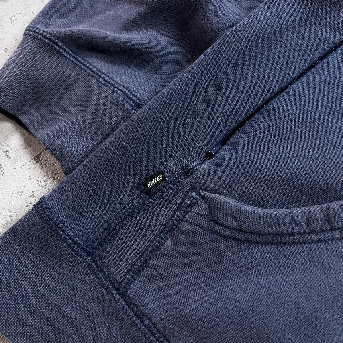 Nike 00s NIKE SB VINTAGE Y2K FADED ZIP UP RETRO HOODIE Size US M / EU 48-50 / 2 - 6 Thumbnail