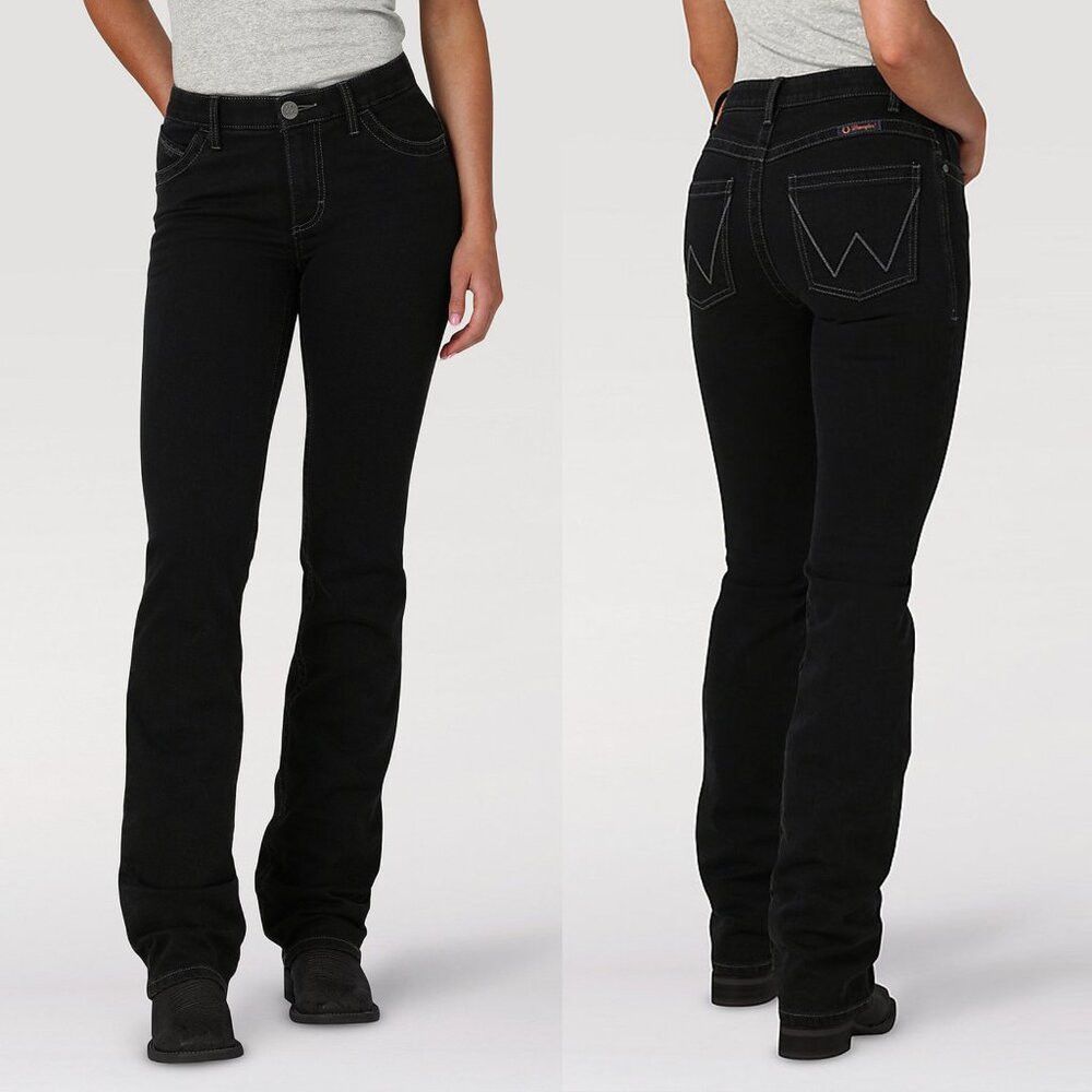 NWT New Wrangler Willow Ultimate Riding Black Jeans Size 30