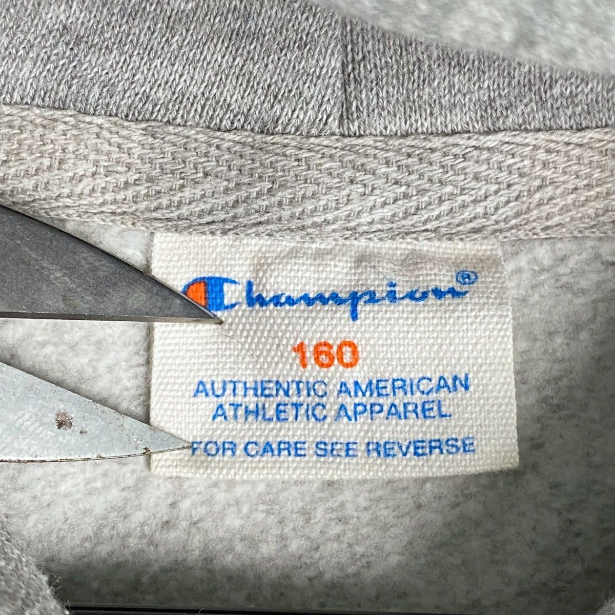 Champion × Vintage Vintage Champion Big Embroidered Hoodie Size M Size US M / EU 48-50 / 2 - 5 Thumbnail