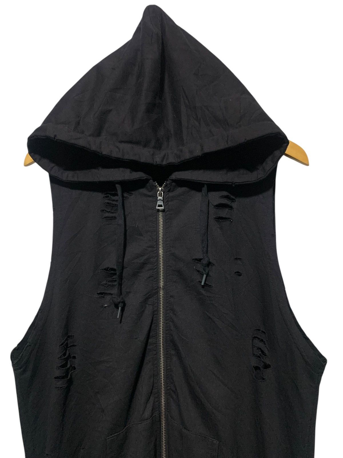 20471120 2000s Rings gothic distressed sleeveless hoodie Size US L / EU 52-54 / 3 - 4 Thumbnail