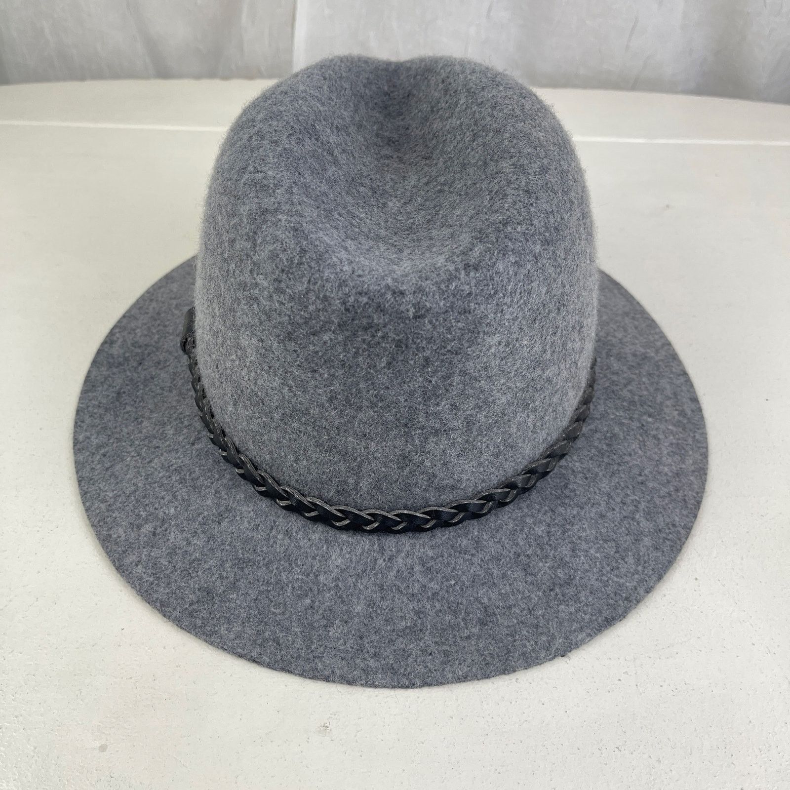 Forever 21 Grey Felt Fedora Hat Short Brim Black Faux Leather Band Size ONE SIZE - 4 Thumbnail