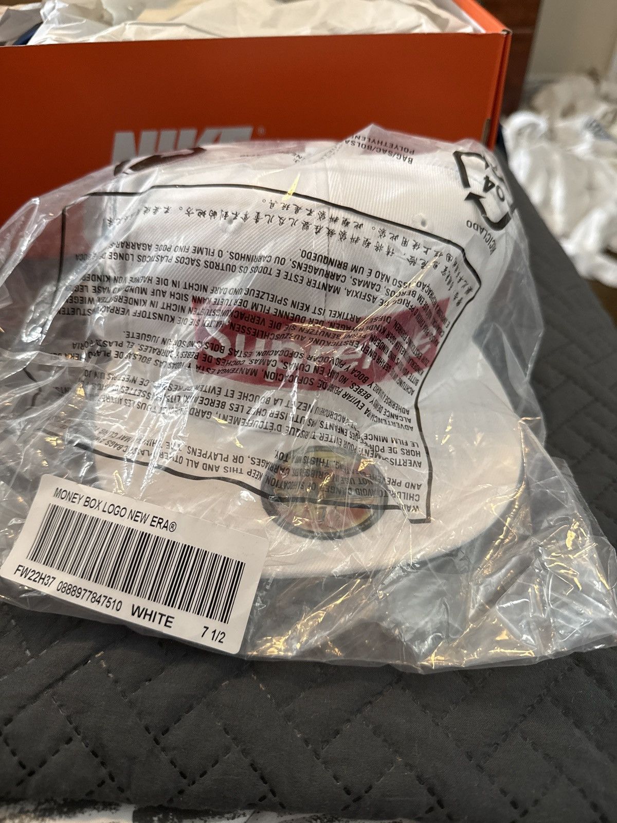 Supreme Supreme Money Box Logo New Era Har White 7 1/2 Size ONE SIZE - 2 Thumbnail