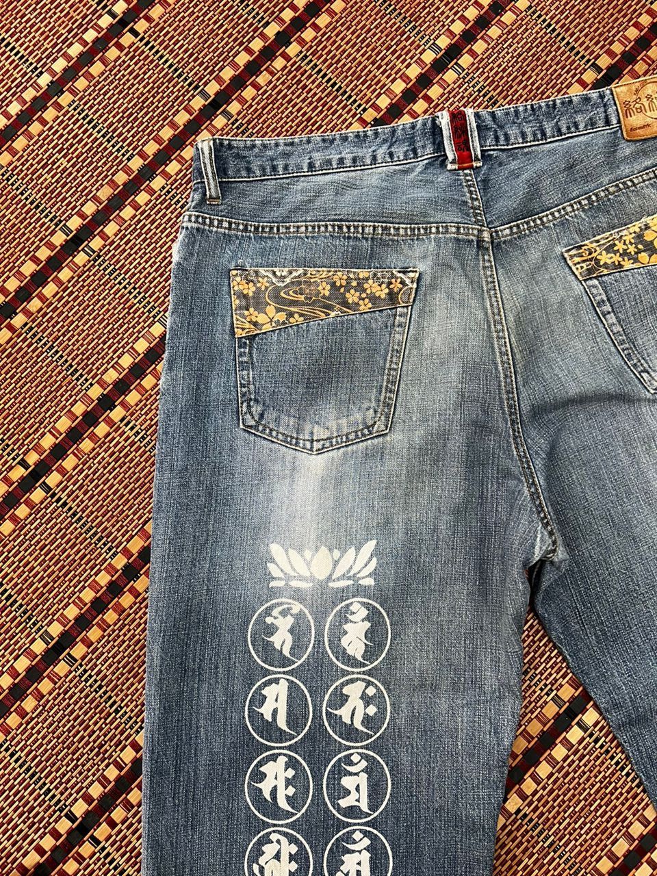Designer Karakuri Tamashi Embroidery Distressed Jeans Size US 40 / EU 56 - 6 Thumbnail