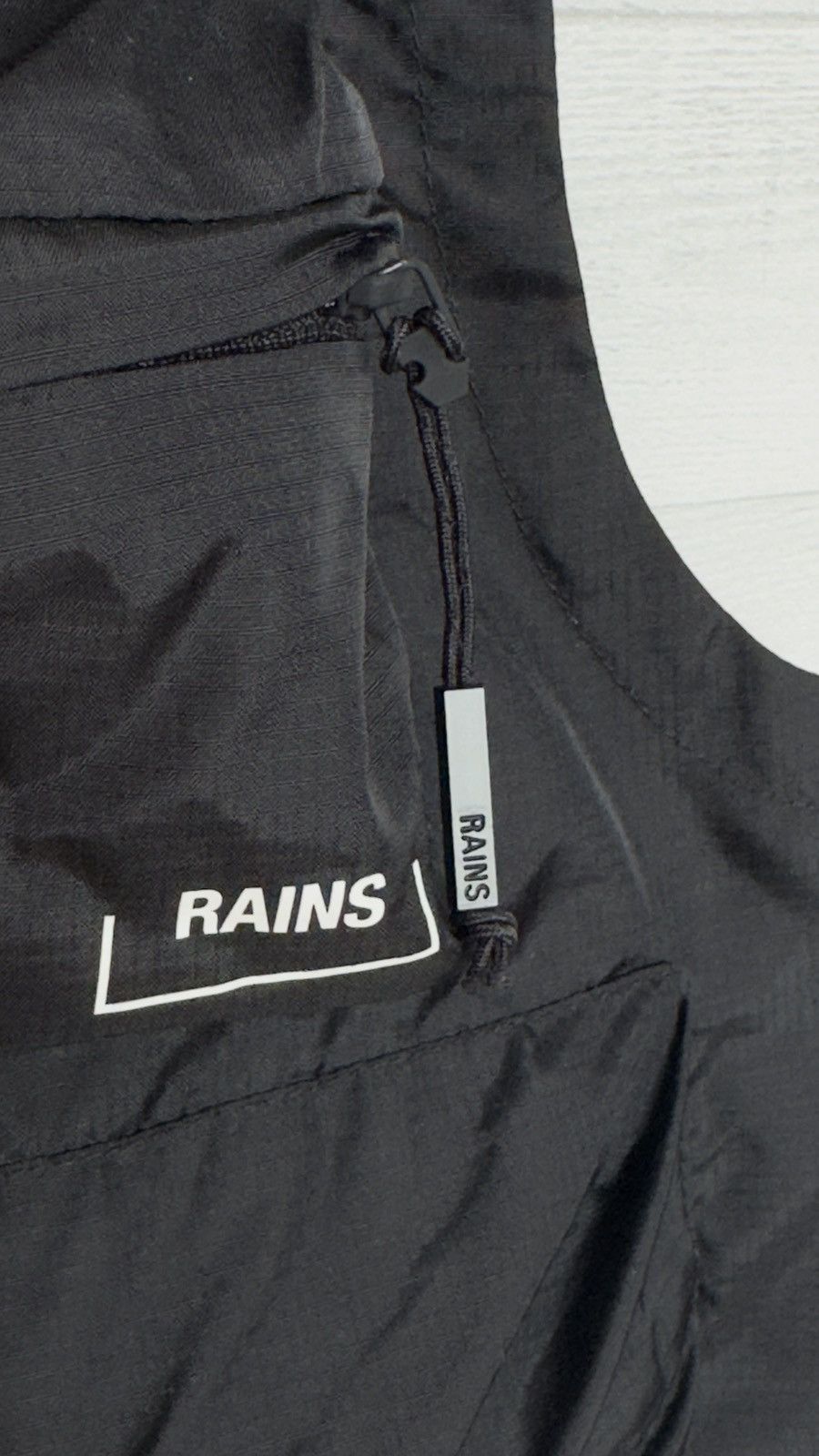 Rains Dili Vest from Rains, unisex Size US XS / EU 42 / 0 - 3 Thumbnail