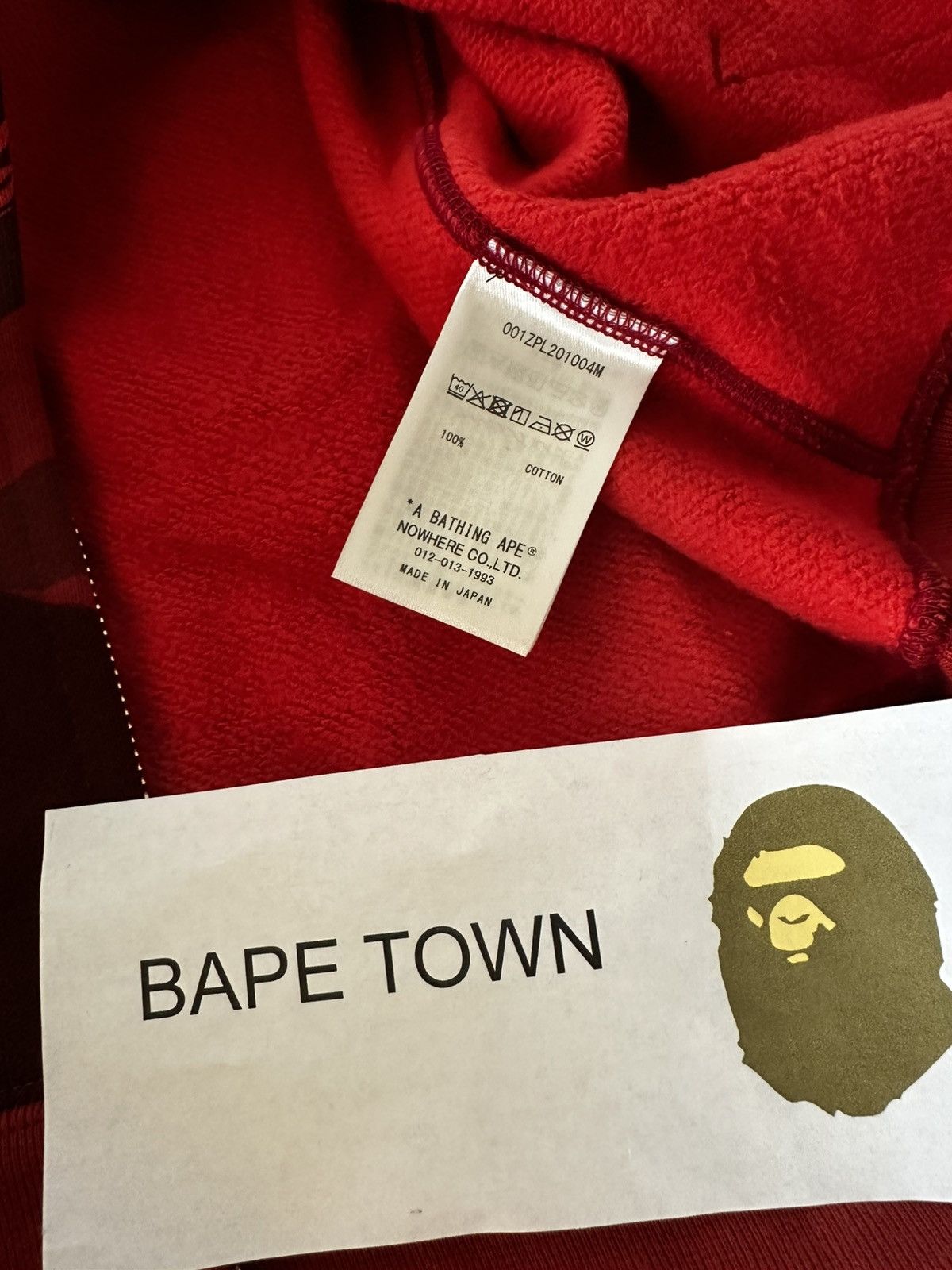 Bape COLOR CAMO FULL ZIP SHARK HOODIE (RED) Size US XXL / EU 58 / 5 - 4 Thumbnail
