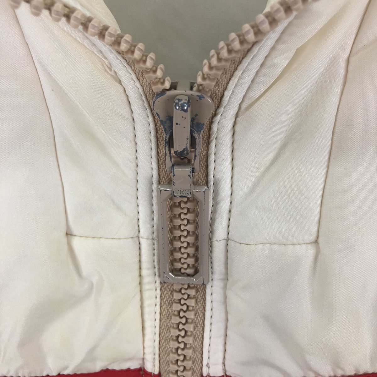 Descente Vintage HCC by Descente Padded Zipper Vests Size US M / EU 48-50 / 2 - 8 Thumbnail
