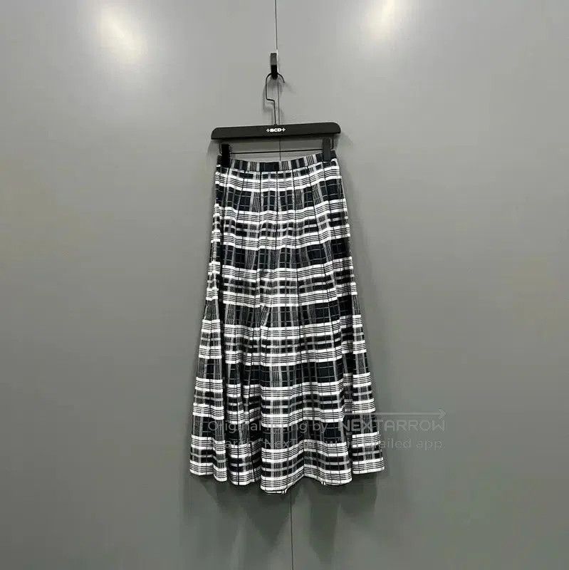 Dior Dior Multicolor Cotton Midi Skirt for Summer . Size 28" / US 6 / IT 42 - 1 Thumbnail