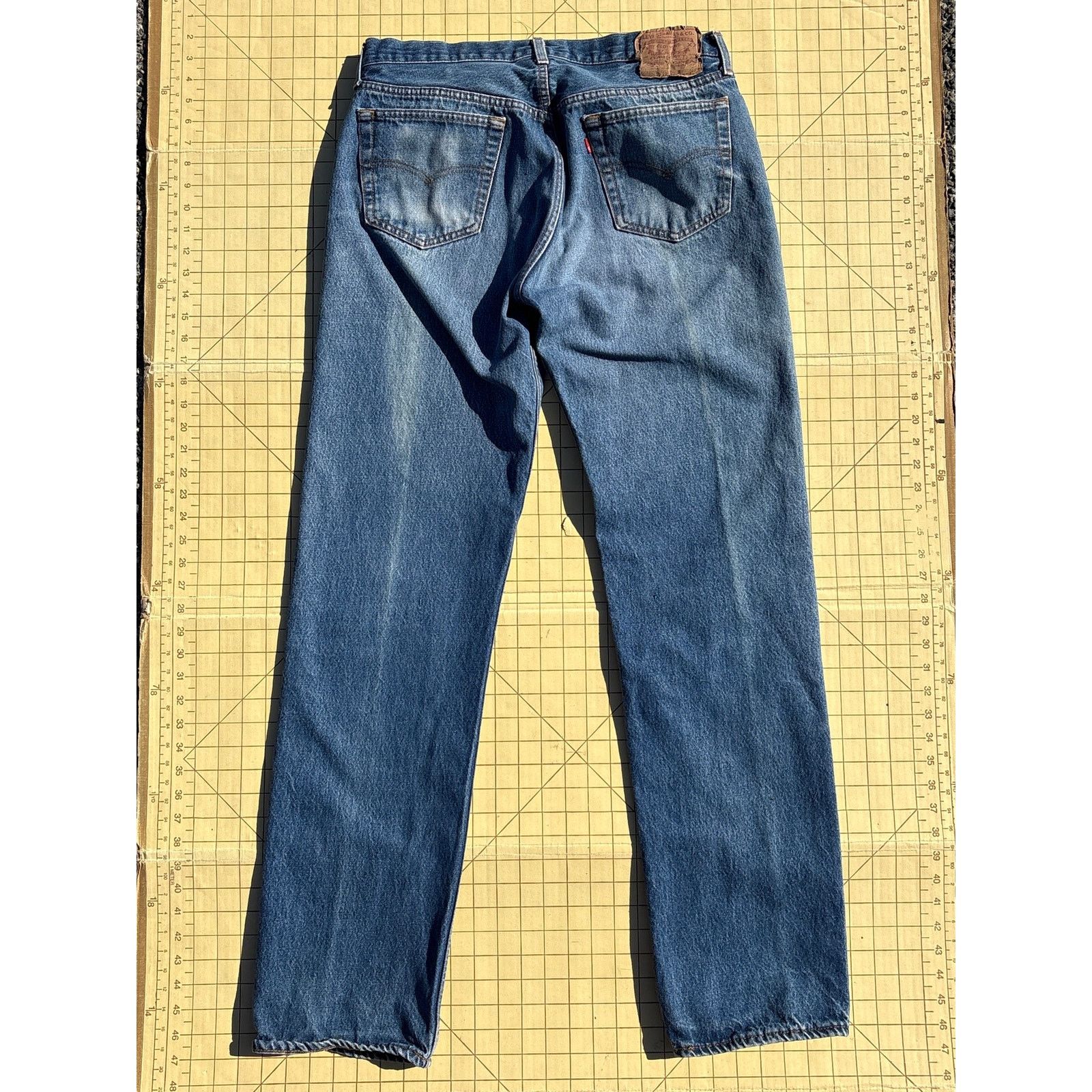 Levi's Vintage 86 Levi’s 1501 0117 R tag Jeans 36x38 (34x36) Size US 34 / EU 50 - 2 Thumbnail