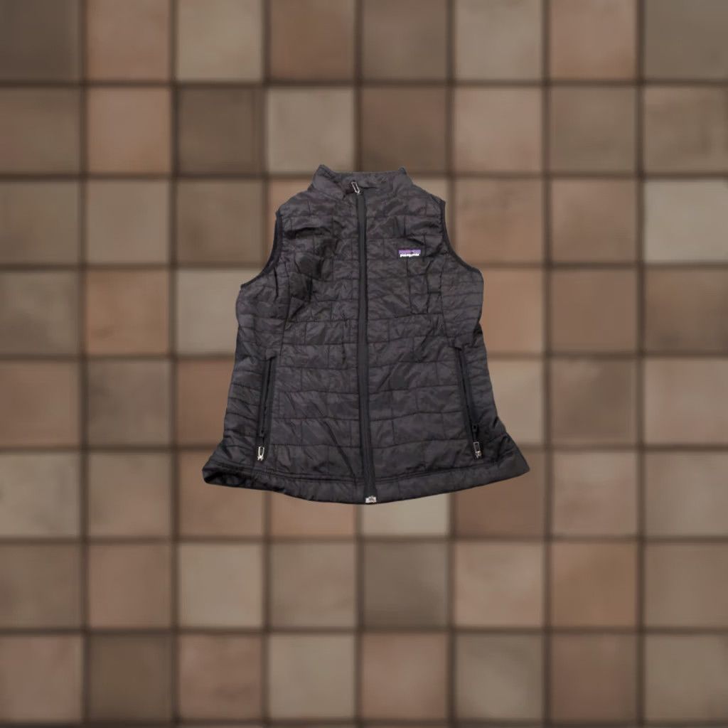 Patagonia Patagonia Vest Womens XS Black Nano Puff Outdoor Quilted Jacket 84246 Size XS / US 0-2 / IT 36-38 - 1 Thumbnail