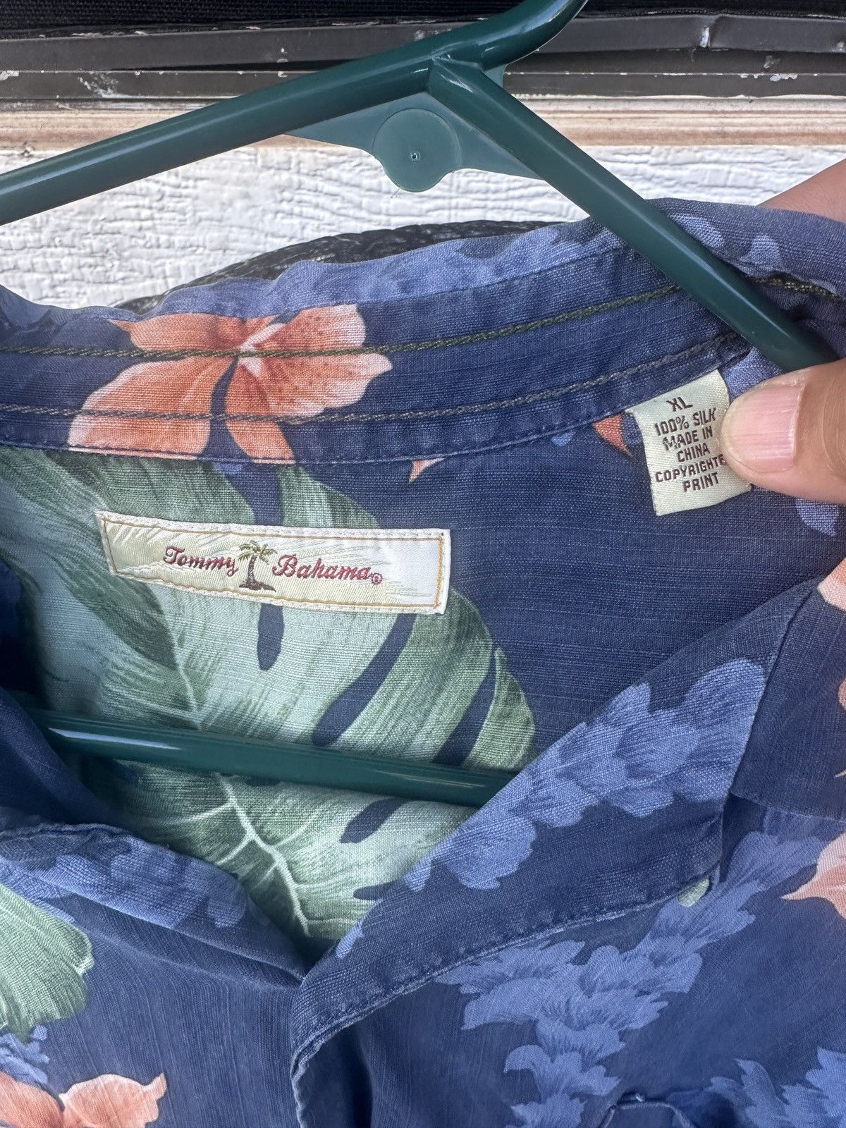 Tommy Bahama Tommy Bahama Hawaiian Print Multicolored Men's XL Size US XL / EU 56 / 4 - 4 Thumbnail