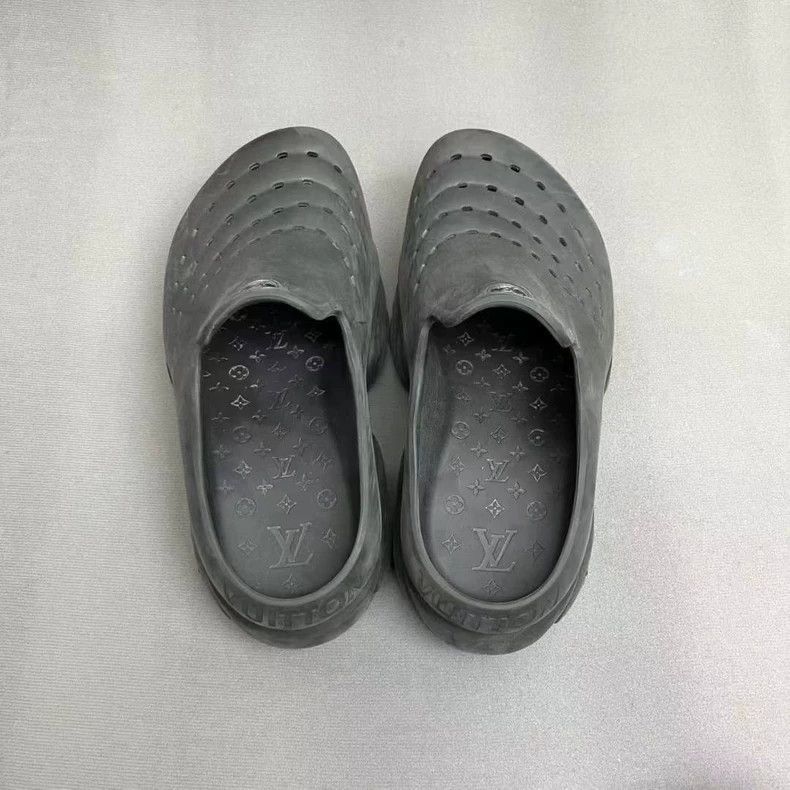 Louis Vuitton louis vuitton black shark clog shoes-2508 Size US 8 / EU 41 - 3 Thumbnail