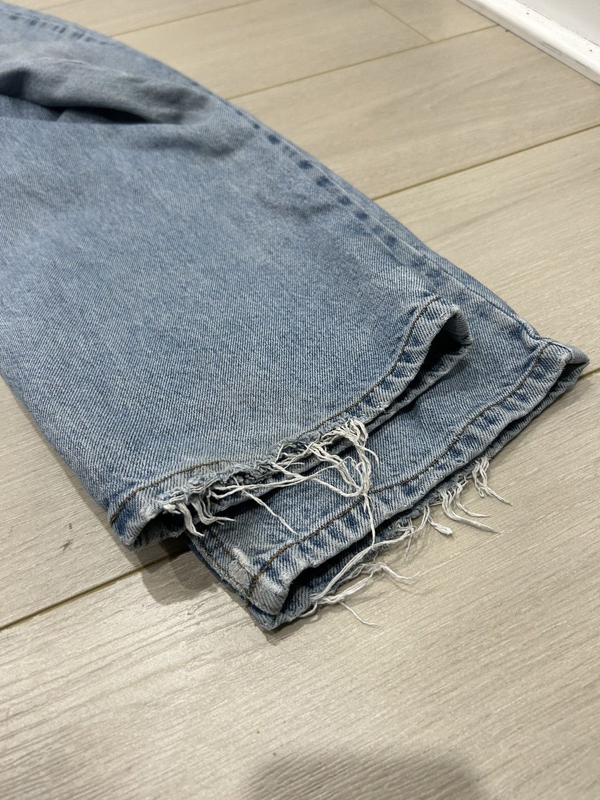 Calvin Klein Calvin Klein light blue jeans Size US 40 / EU 56 - 4 Thumbnail