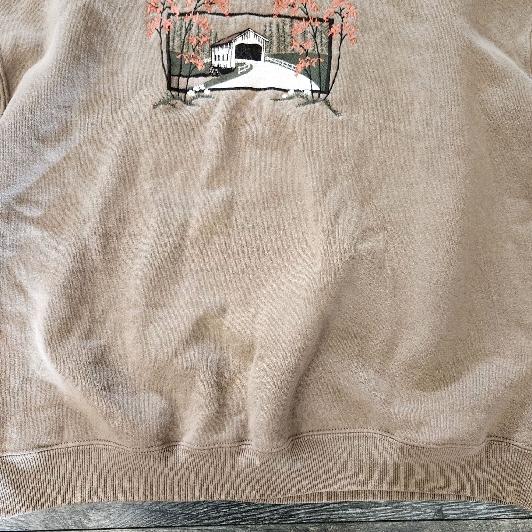 Vintage VINTAGE 90s Covered Bridge Crewneck Sweatshirt Sz Large Embroidered Nature USA Shirt Unisex Adults Mens Womens Size US L / EU 52-54 / 3 - 3 Thumbnail