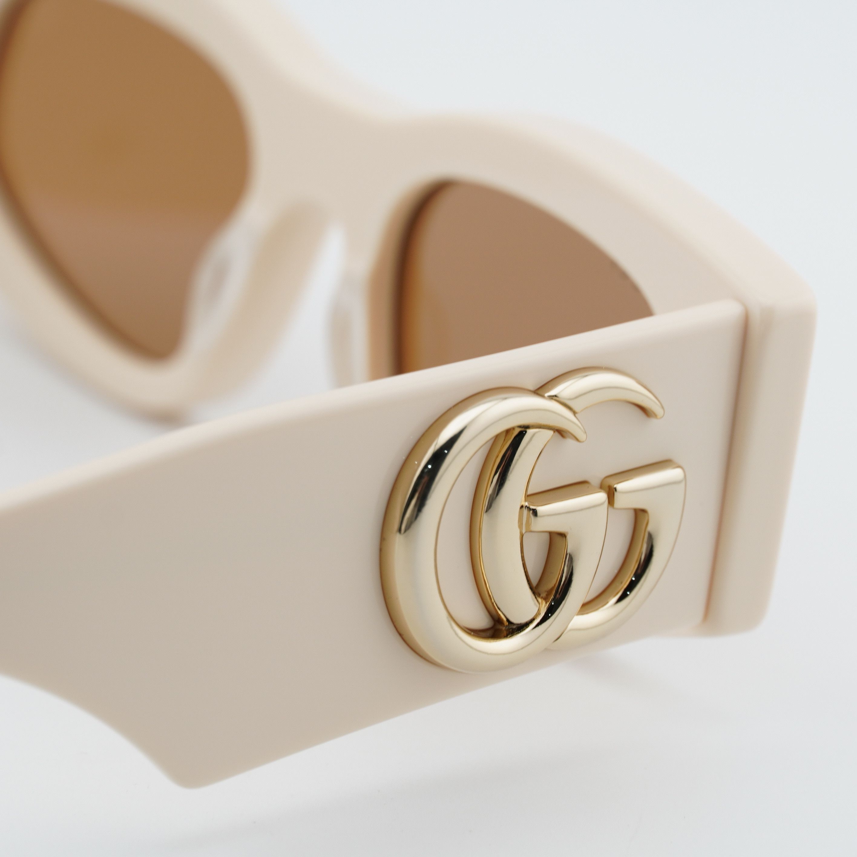 Gucci Gucci GG1754S 003 Women Sunglasses Beige Rectangle Frame Size ONE SIZE - 6 Thumbnail