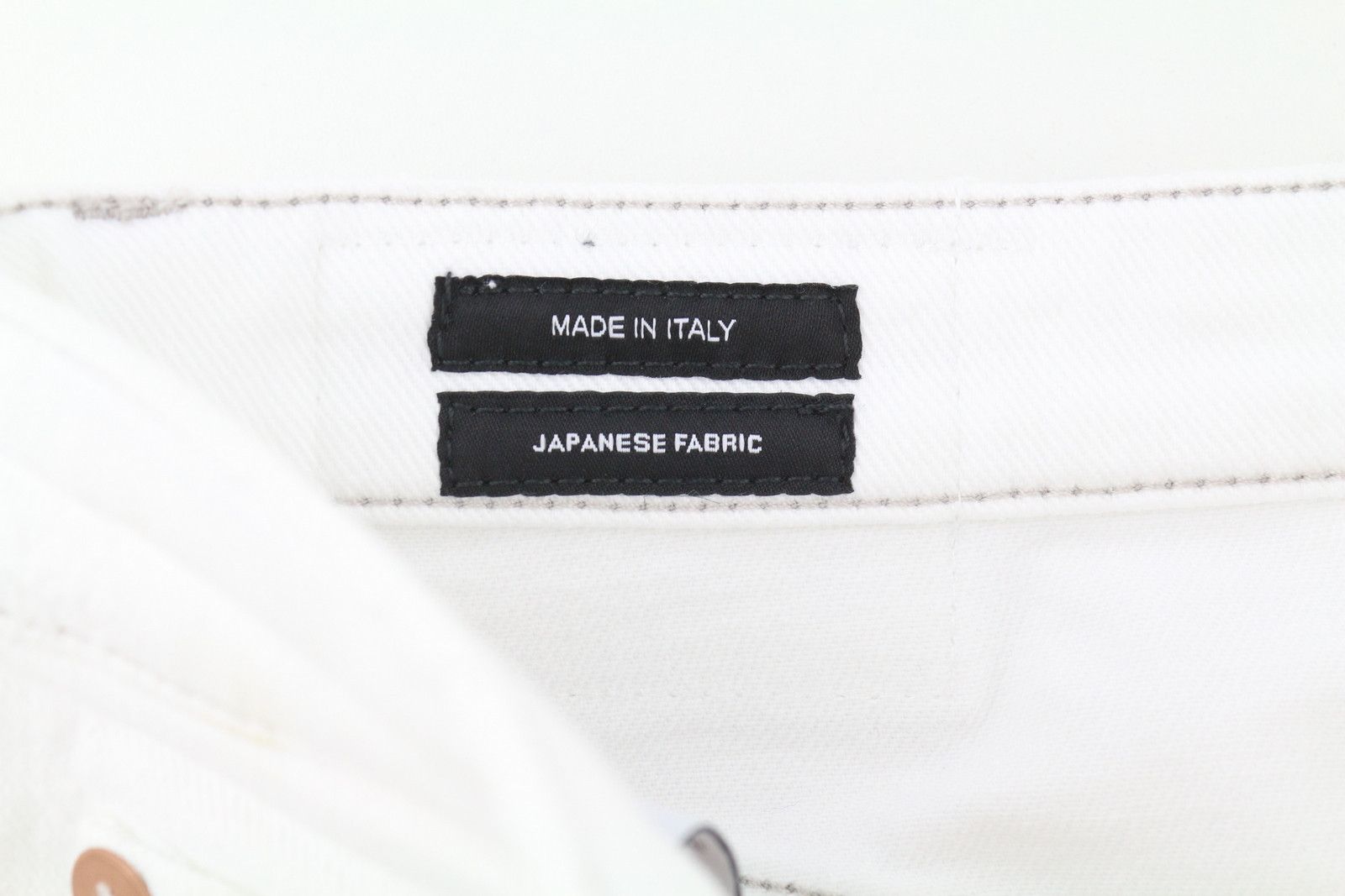 R13 KICK FIT 25 Bale White Flared Cropped Light Jeans 86190 Size 25" / US 0 / IT 36 - 7 Thumbnail