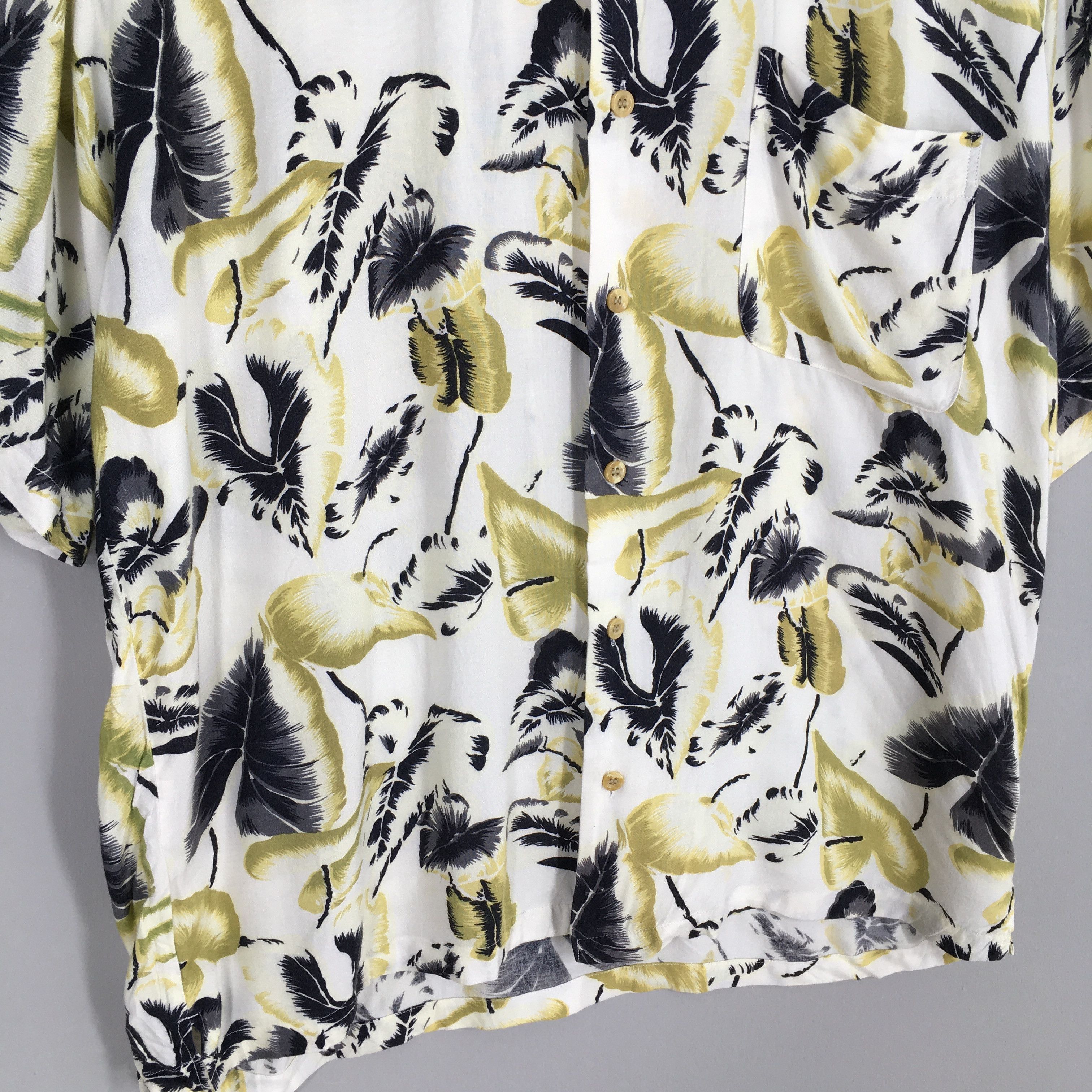 Vintage Vintage Tom Short Leaves Hawaii Aloha Rayon Shirts Medium Size US M / EU 48-50 / 2 - 4 Thumbnail