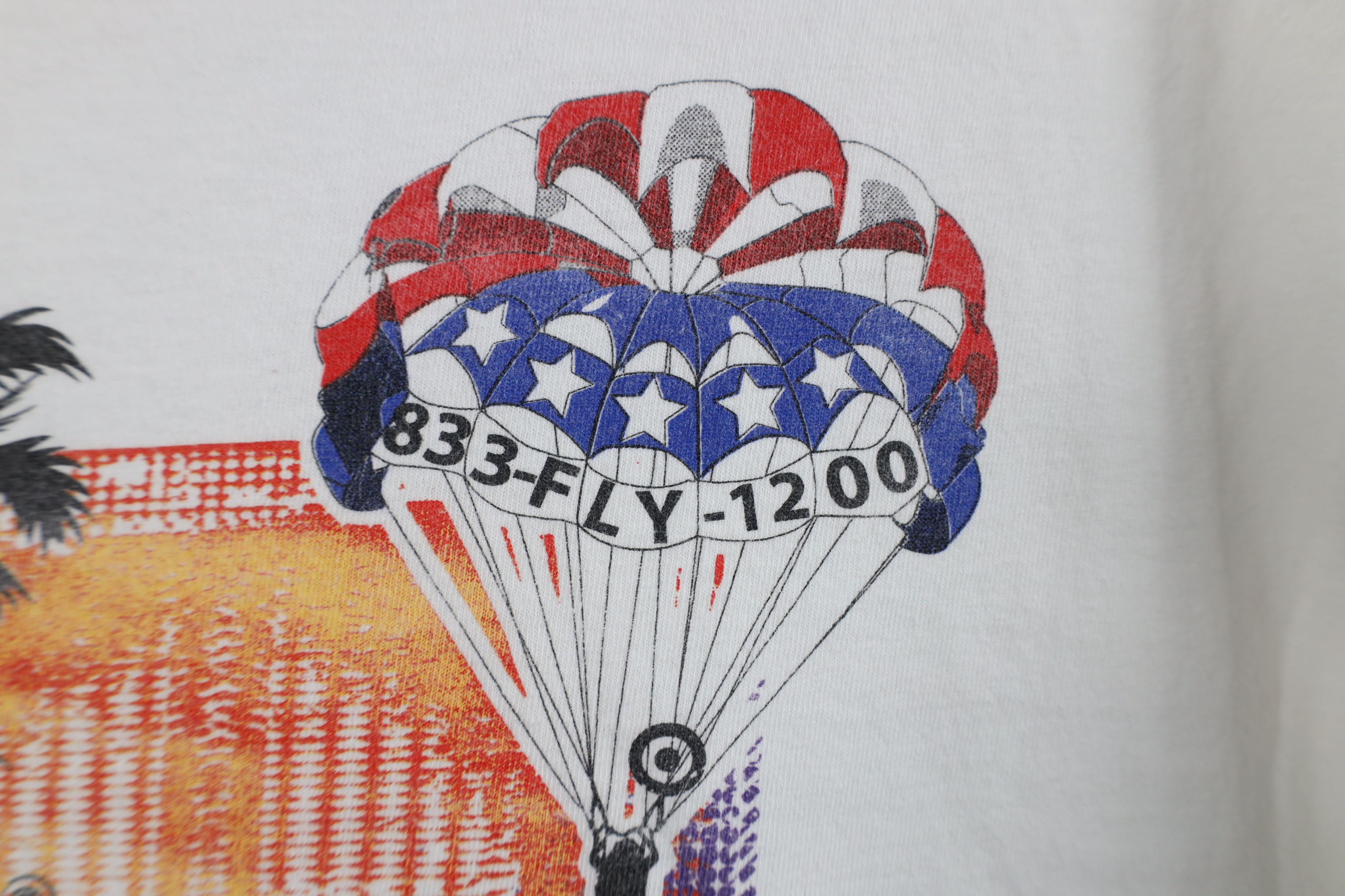 Vintage Vintage Y2K Streetwear Parasailing Short Sleeve T-Shirt Size US XL / EU 56 / 4 - 8 Thumbnail
